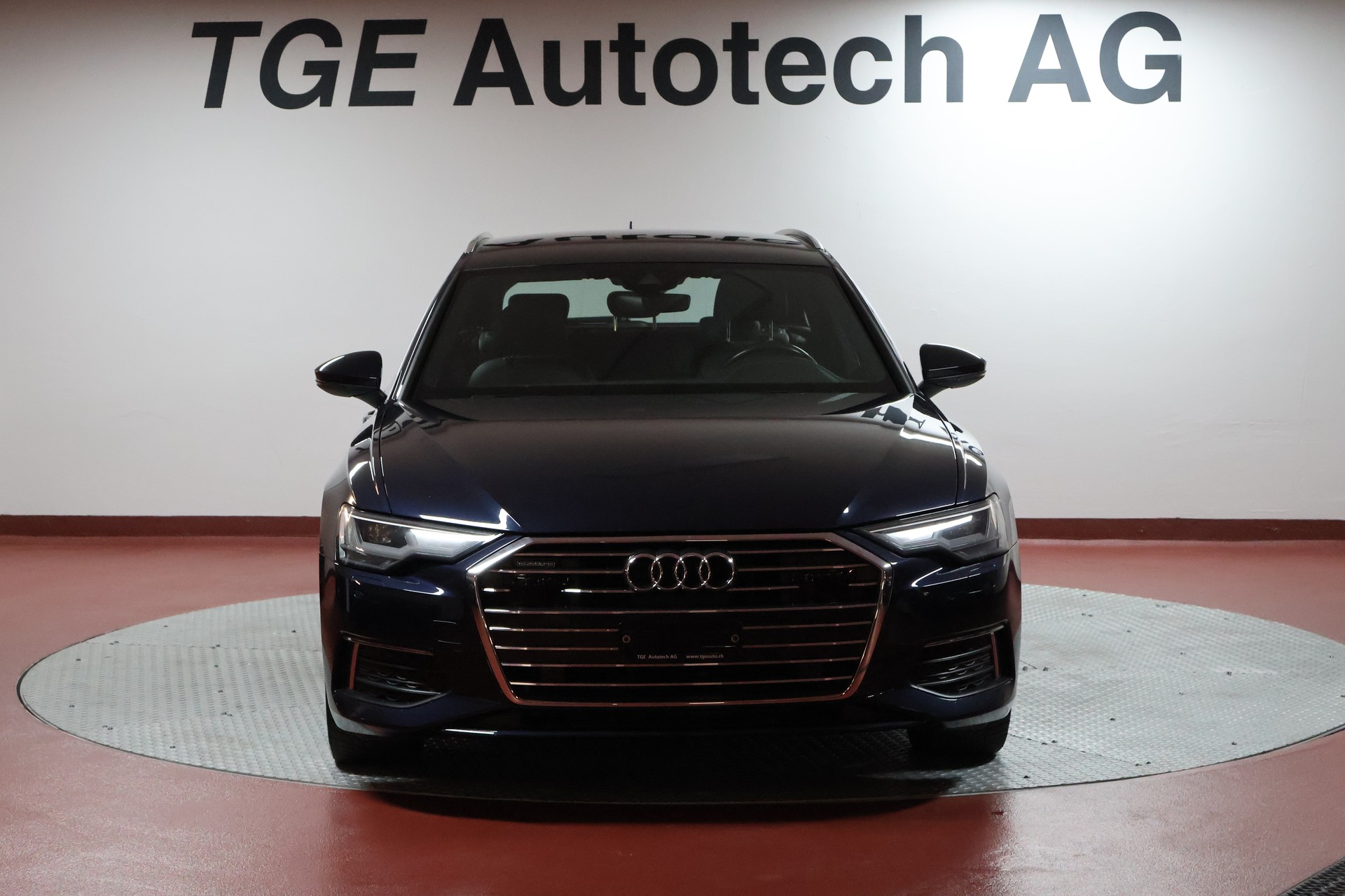 AUDI A6 Avant 40 TDI Sport Attraction quattro S-tronic-image-1
