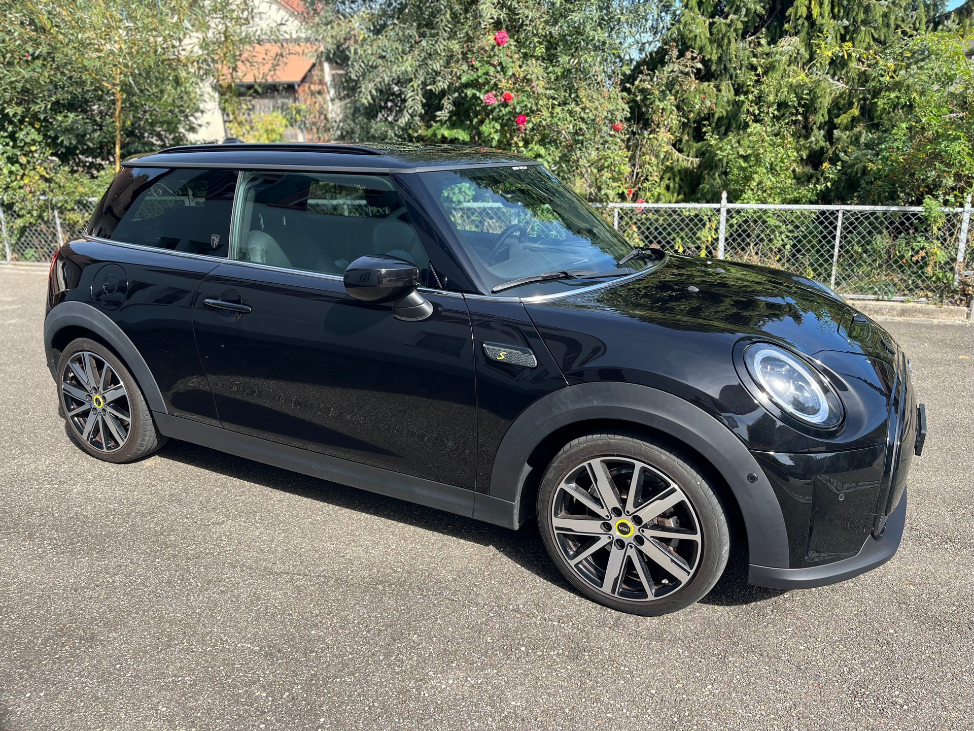MINI Cooper SE-image-5