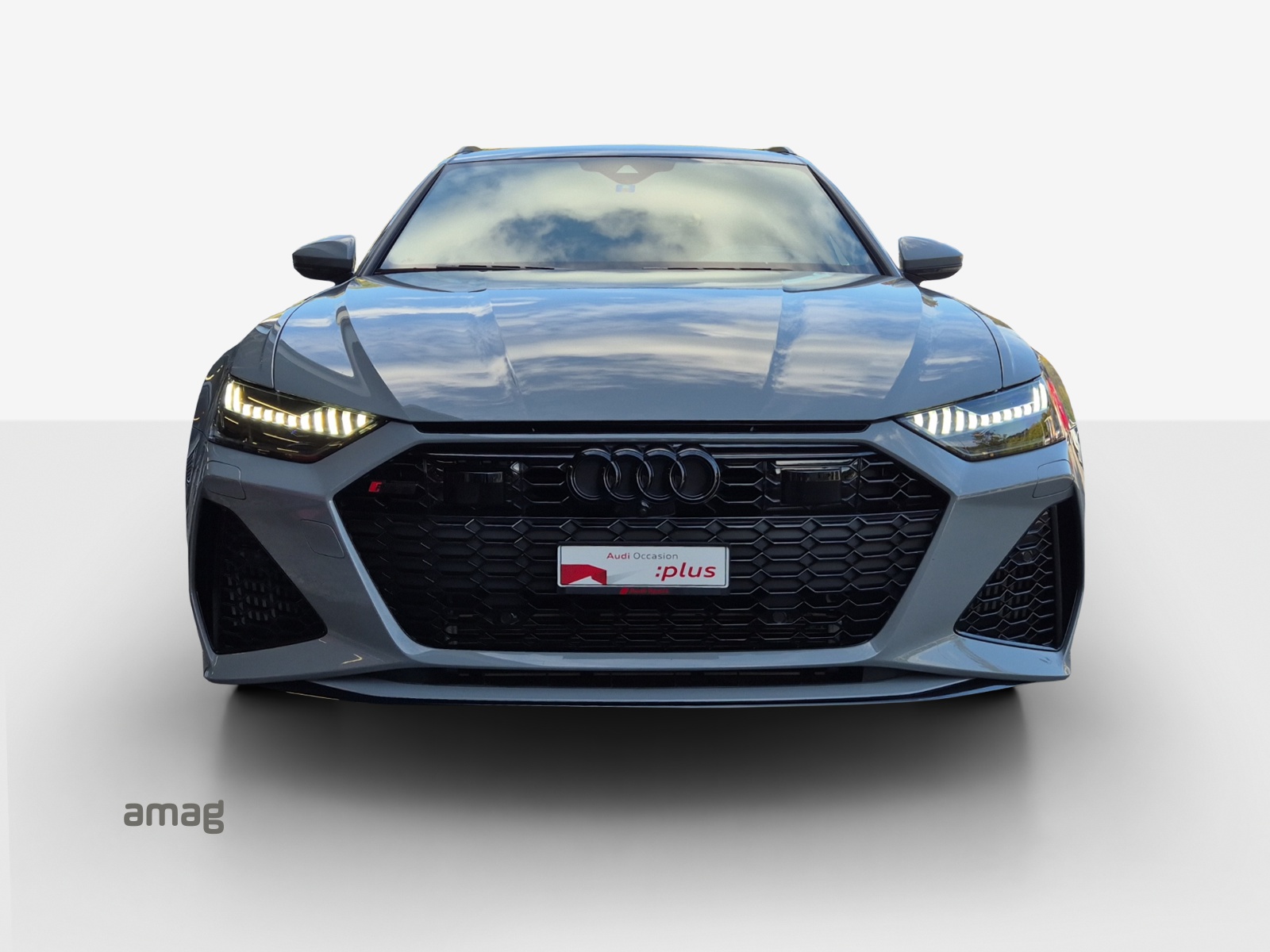 AUDI RS6 Avant 4.0 TFSI V8 quattro in "Nardograu"-image-6