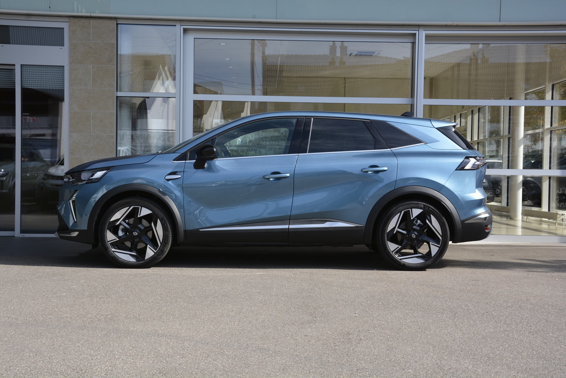 RENAULT Symbioz 1.8 E-Tech iconic-image-3