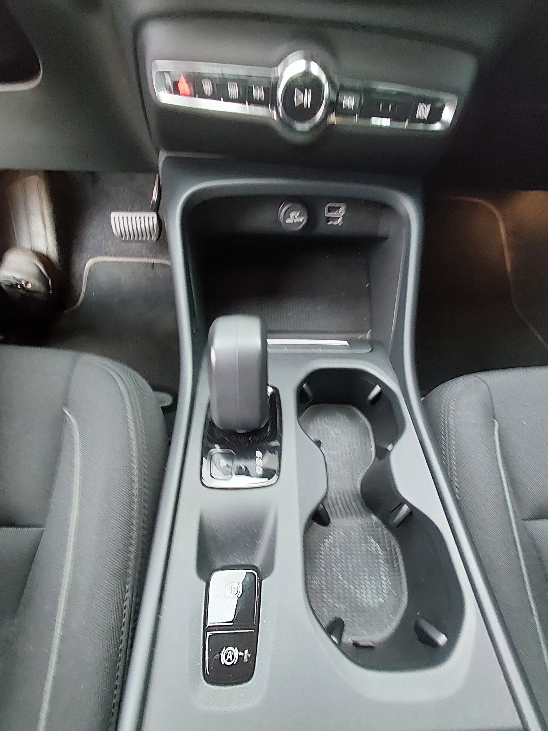 VOLVO XC40 T5 TwE Inscription Expression DCT-image-10