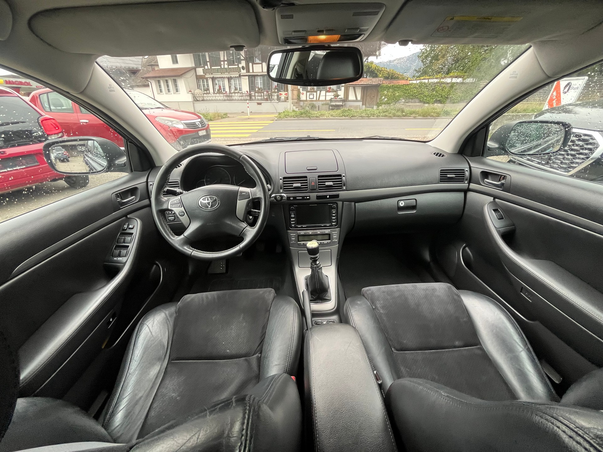 TOYOTA Avensis 2.2D-4 D CleanP. Linea Sol Prem.-image-9