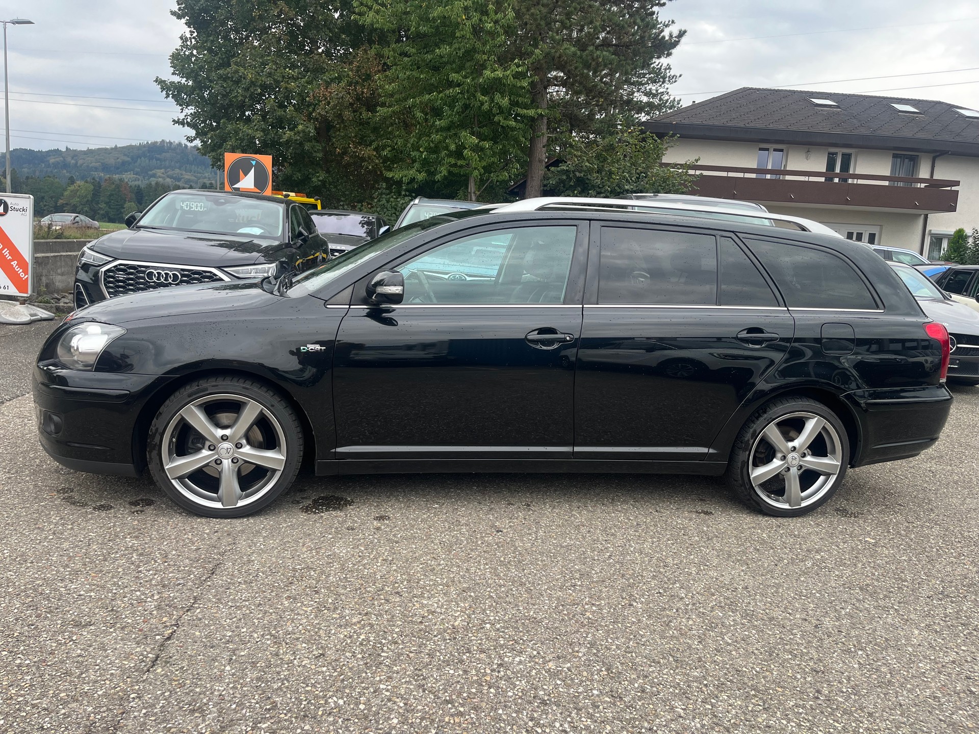 TOYOTA Avensis 2.2D-4 D CleanP. Linea Sol Prem.-image-7