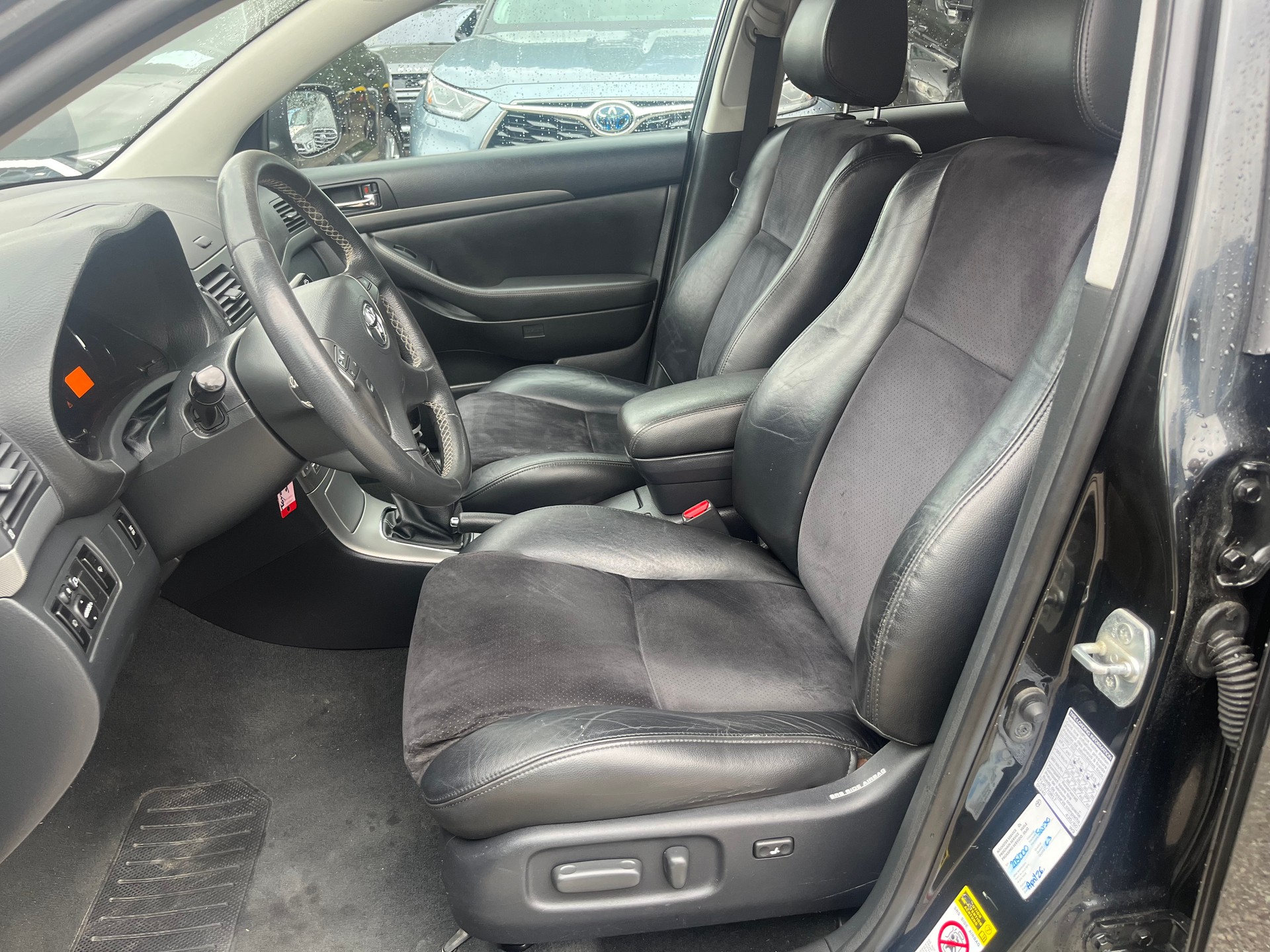 TOYOTA Avensis 2.2D-4 D CleanP. Linea Sol Prem.-image-10