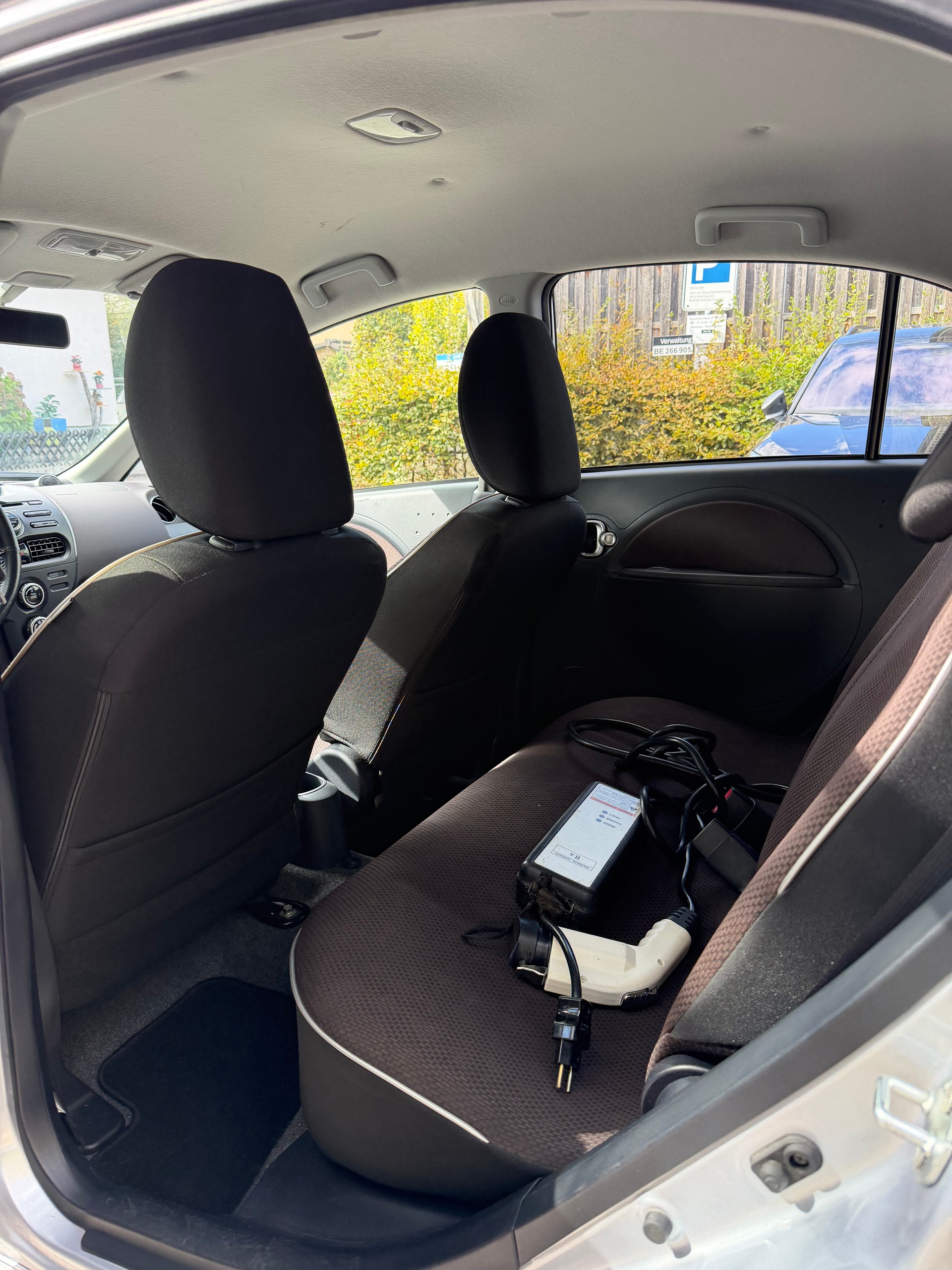 MITSUBISHI i MiEV-image-7
