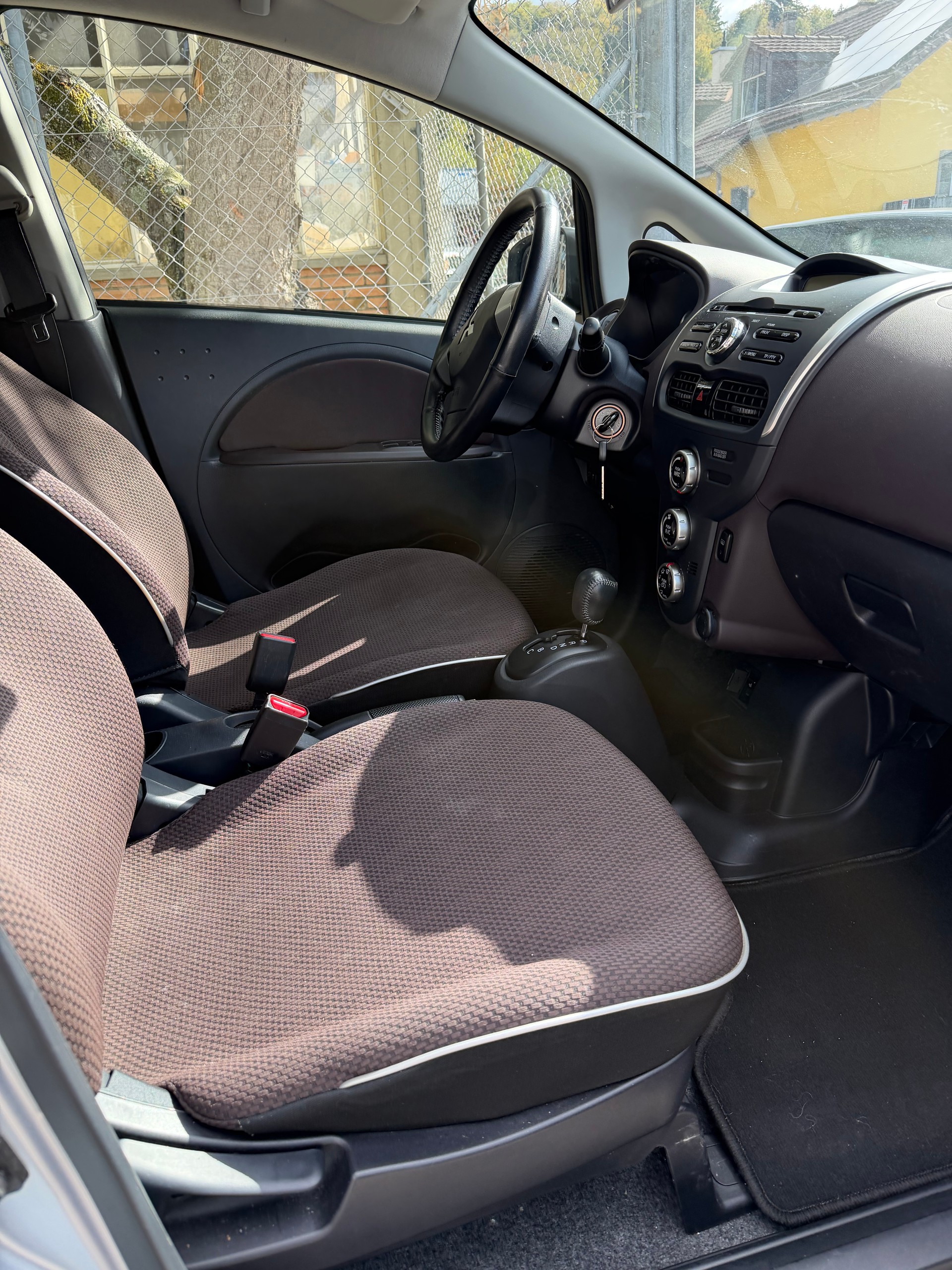 MITSUBISHI i MiEV-image-9