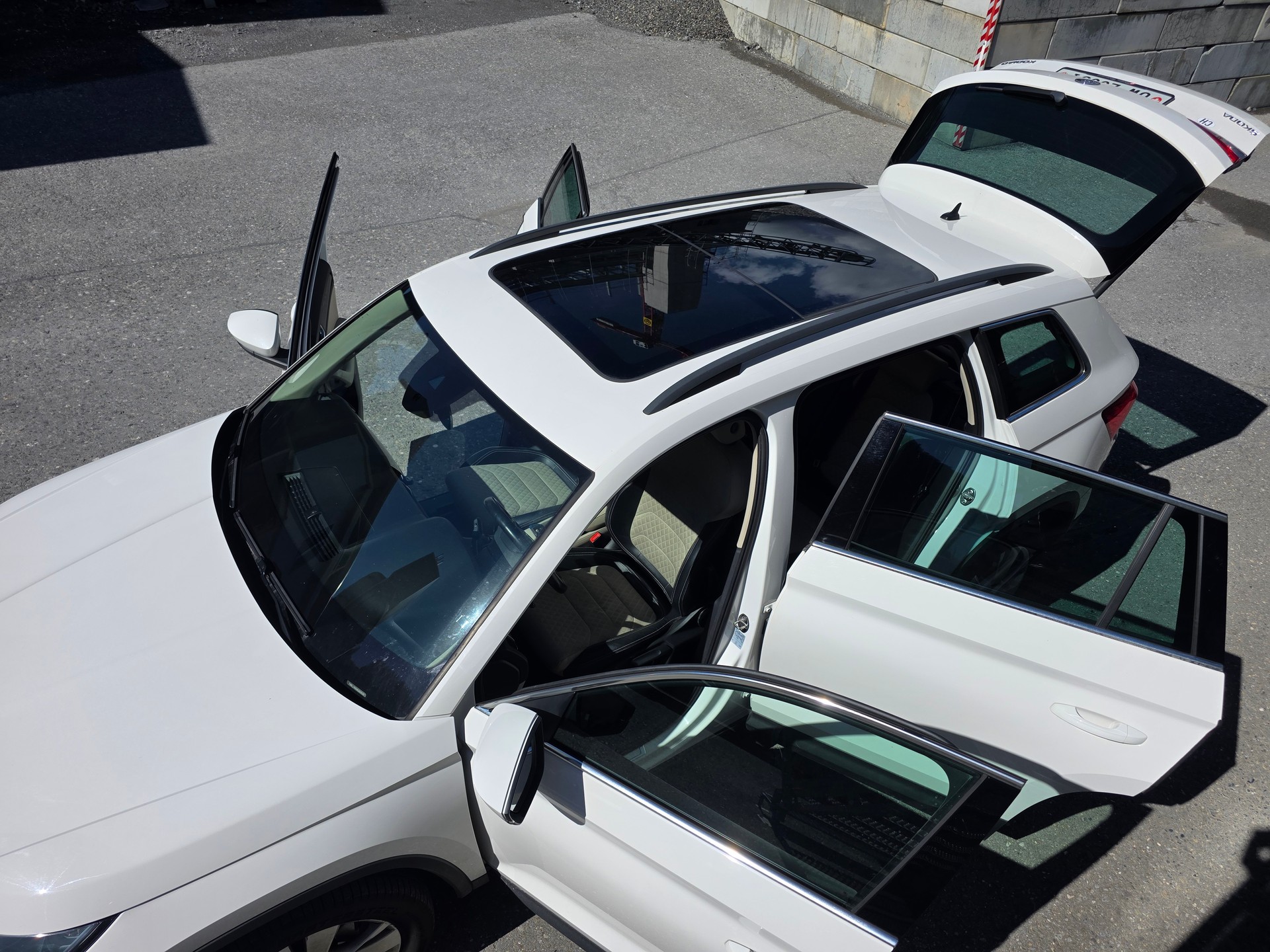 SKODA 2.0 TDI Style DSG-image-1