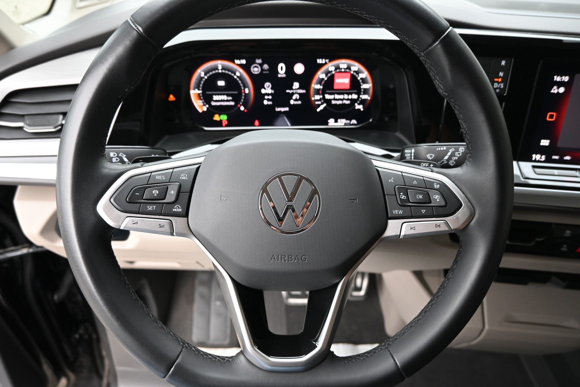 VW Multivan 2.0 TDI Style DSG Lang 7-Plätzer + AHK 2000kg-image-20