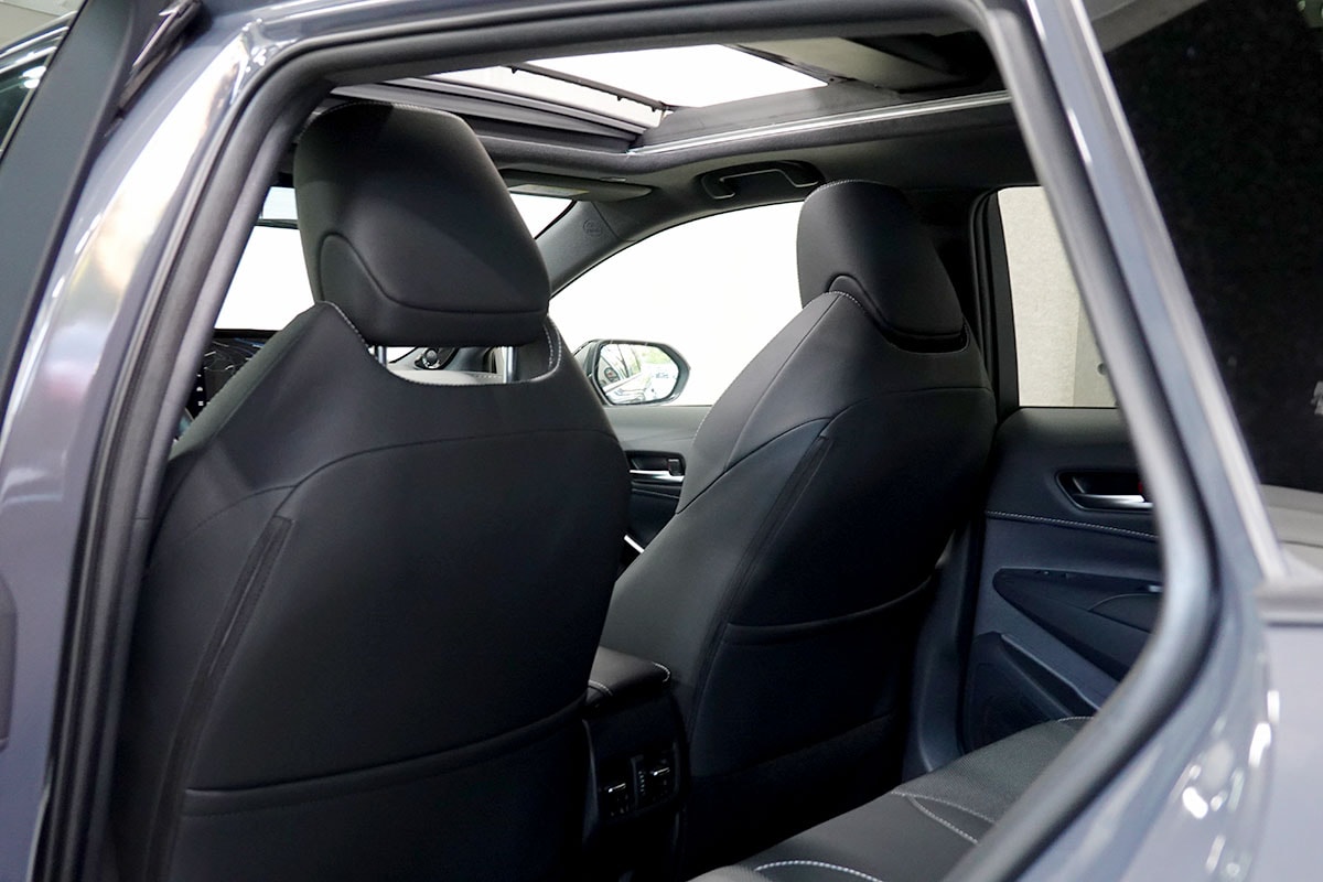 TOYOTA Corolla Touring Sports 2.0 HSD Premium e-CVT, VOLLEDER-image-11