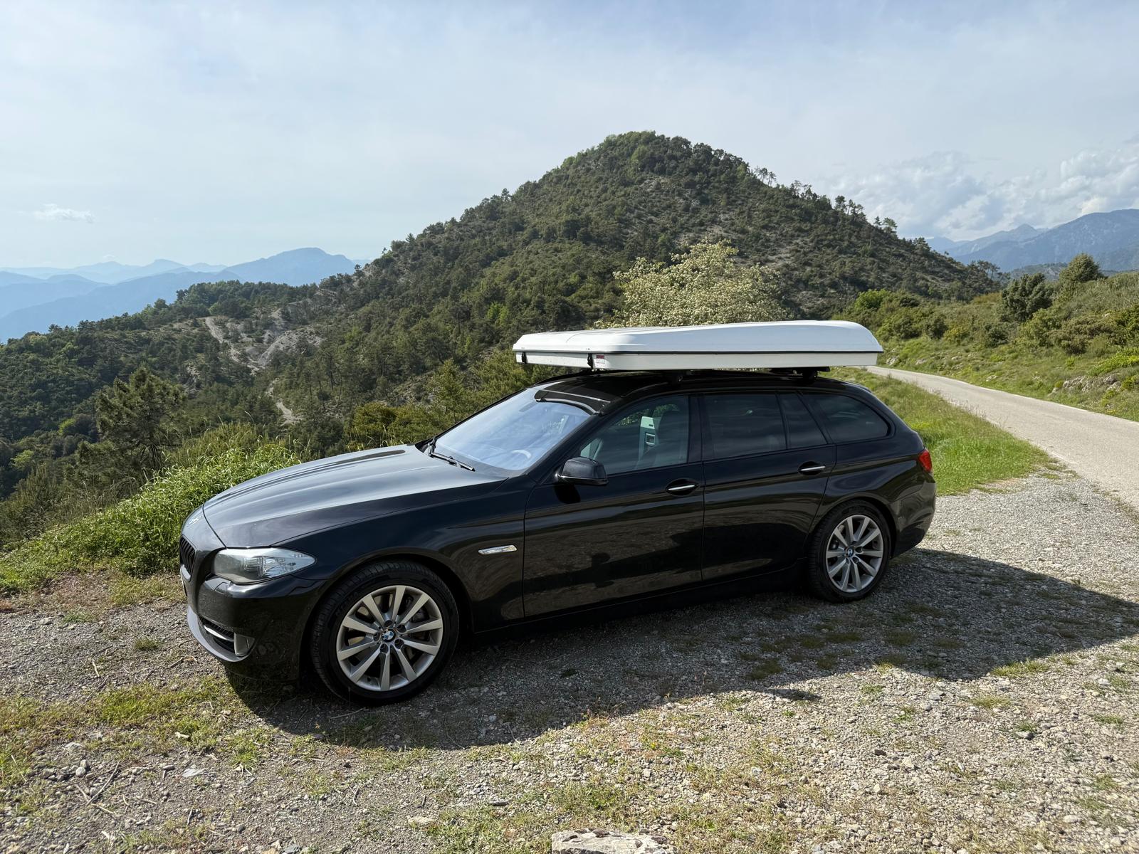 BMW 535d xDrive Touring Steptronic-showroom-element-2
