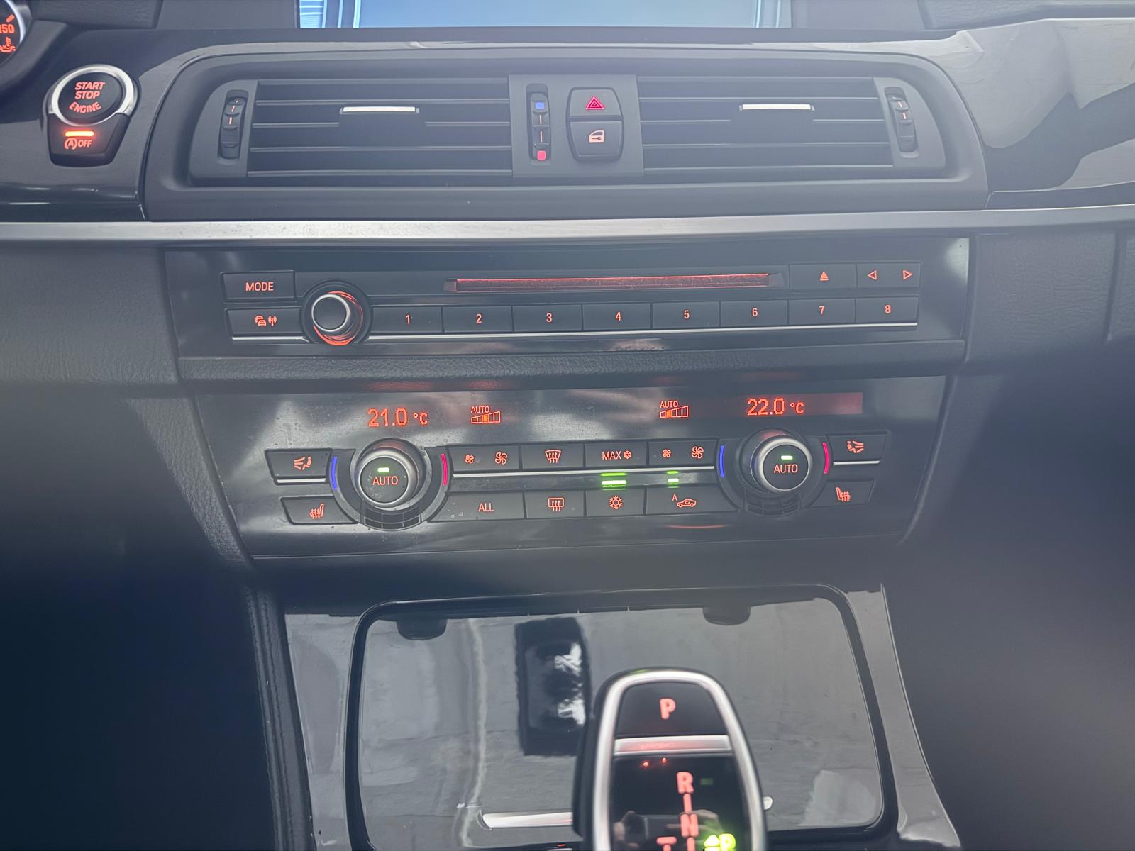 BMW 535d xDrive Touring Steptronic-image-6