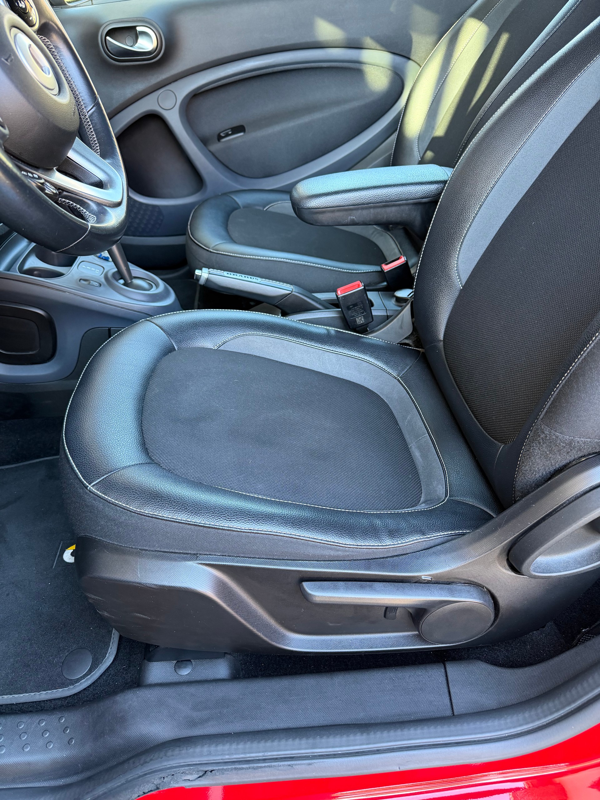 SMART 0.9 Brabus twinamic-image-3
