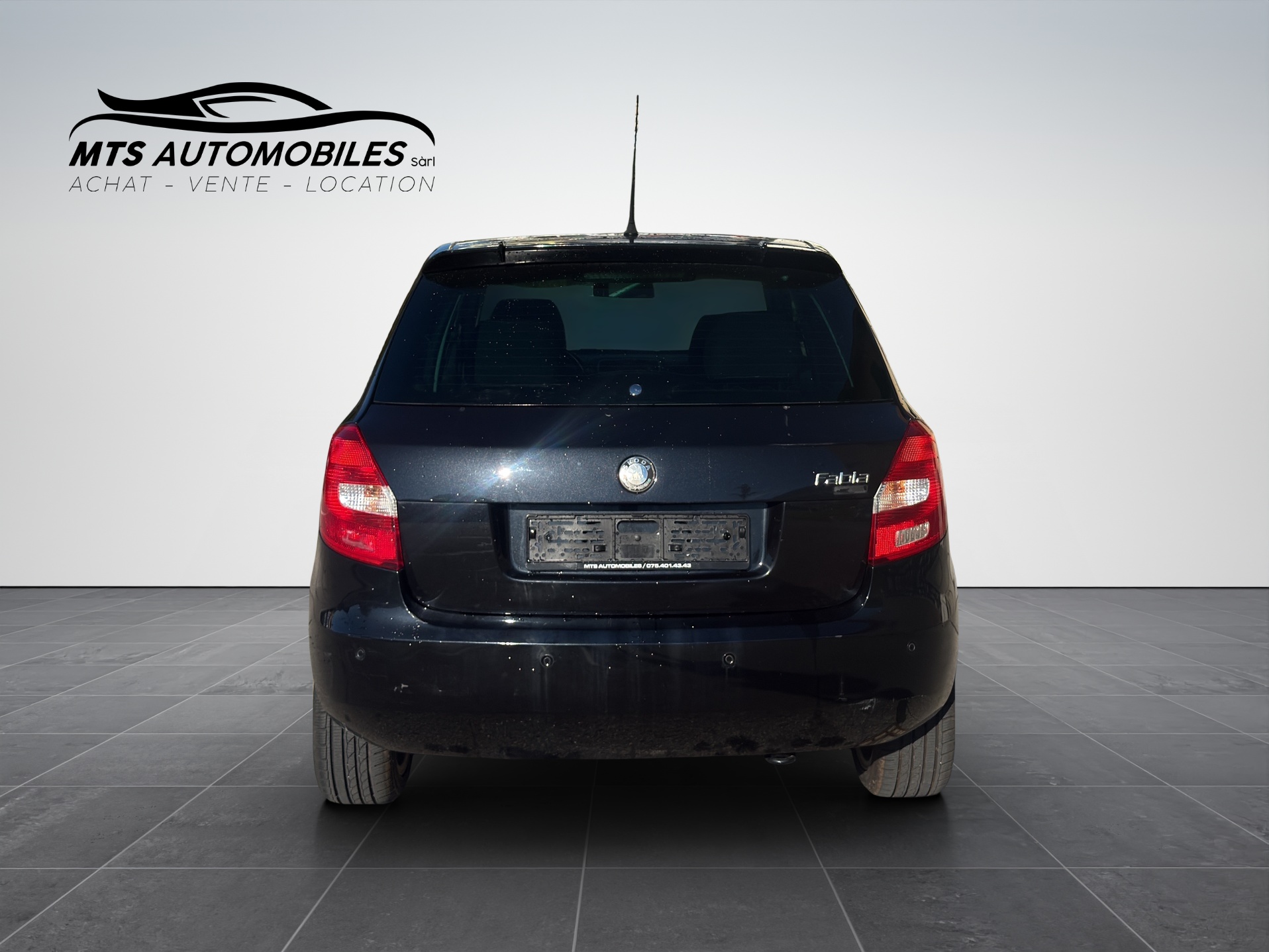 SKODA Fabia 1.6 Smile-image-4