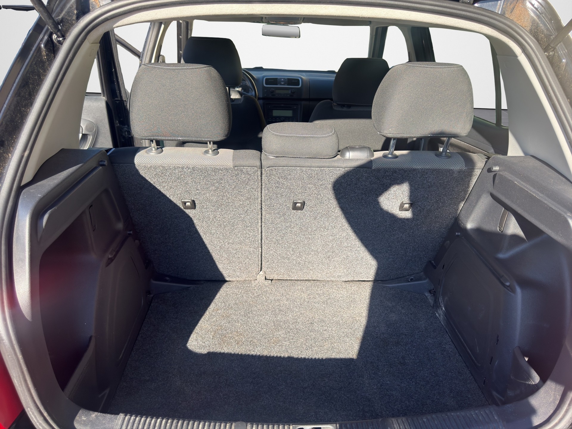 SKODA Fabia 1.6 Smile-image-9