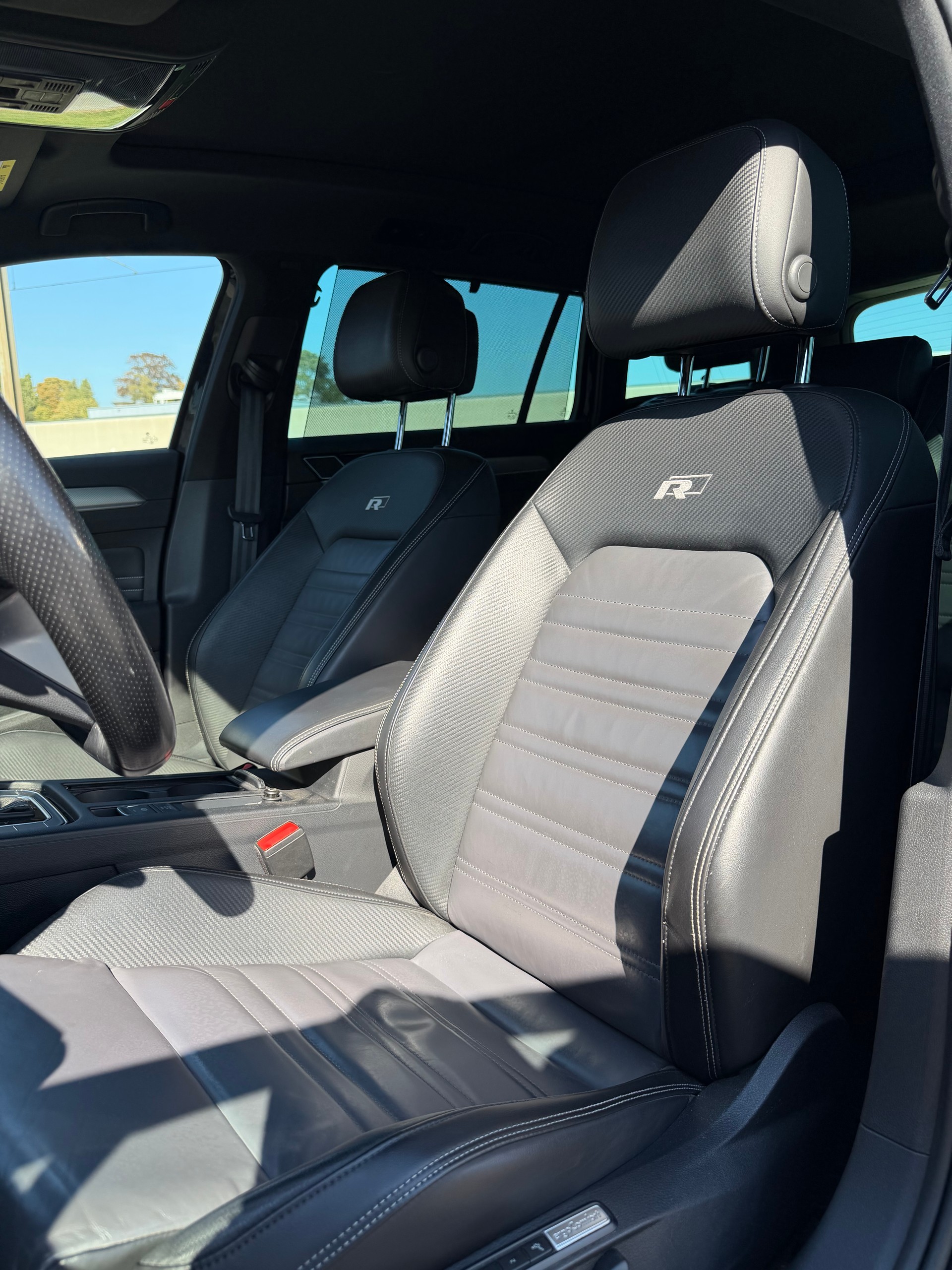 VW Passat Variant 2.0 TDI BMT Highline DSG 4Motion-image-10