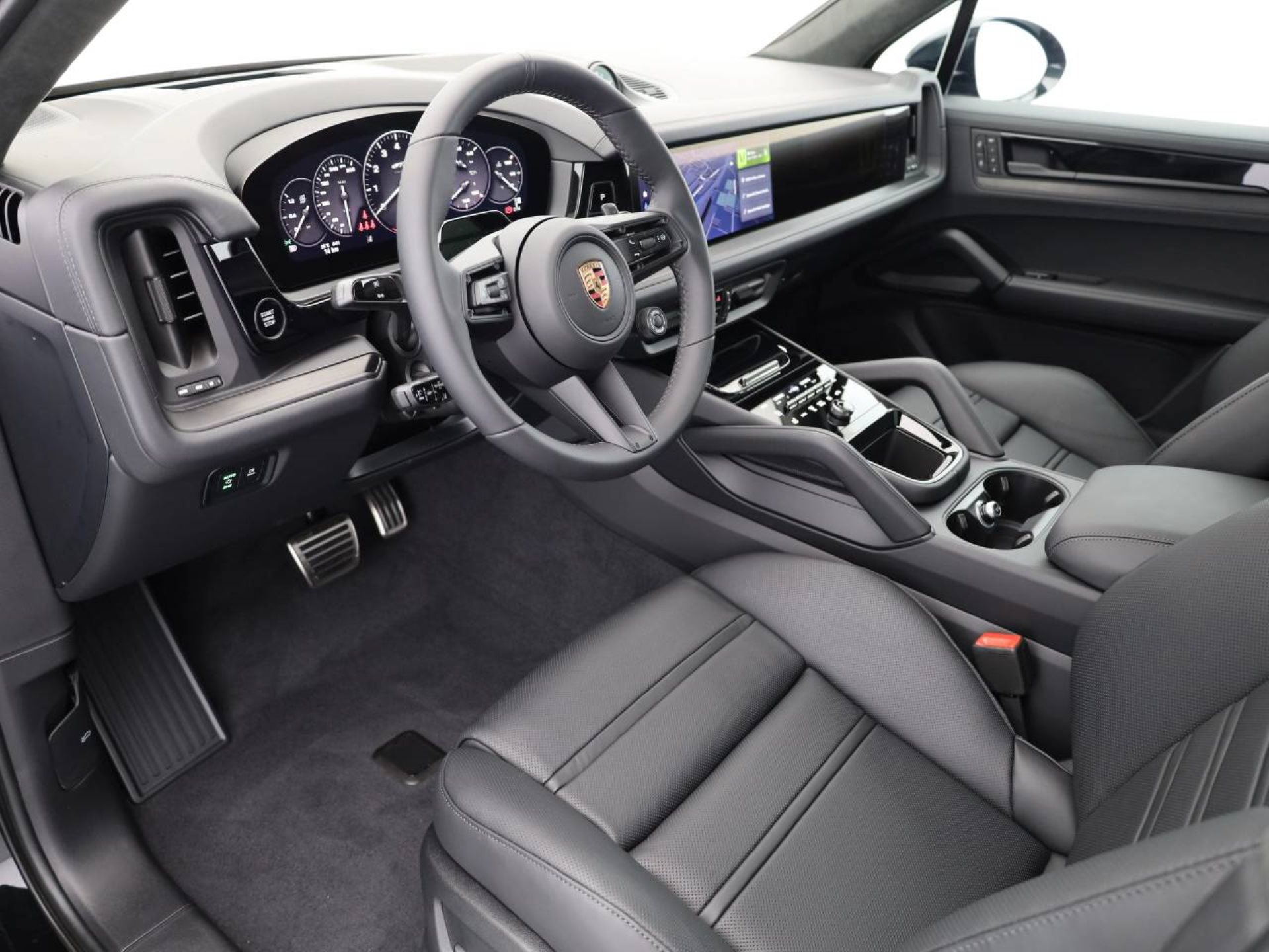 PORSCHE Cayenne GTS-image-3
