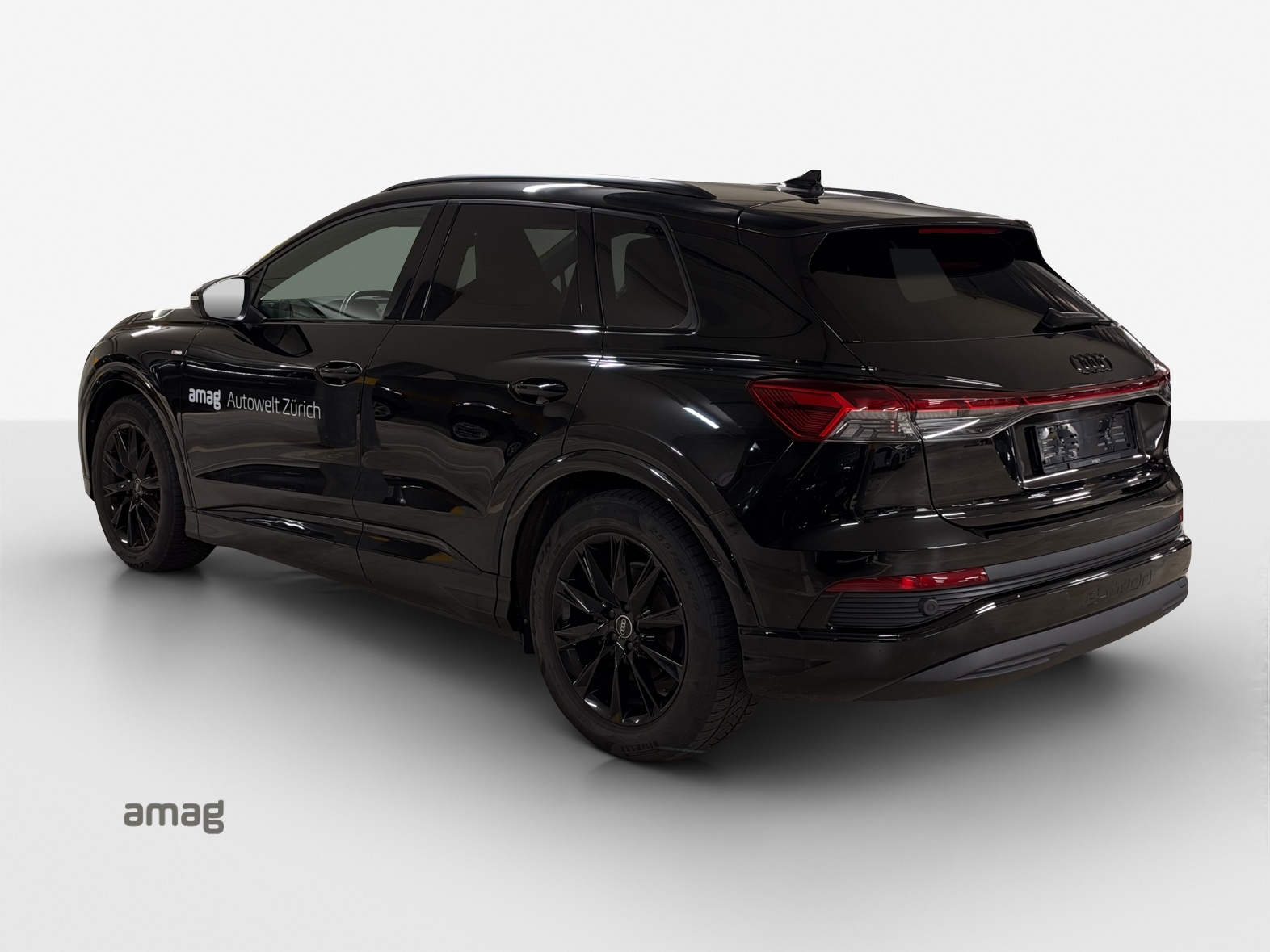 AUDI Q4 e-tron 50 quattro-image-3