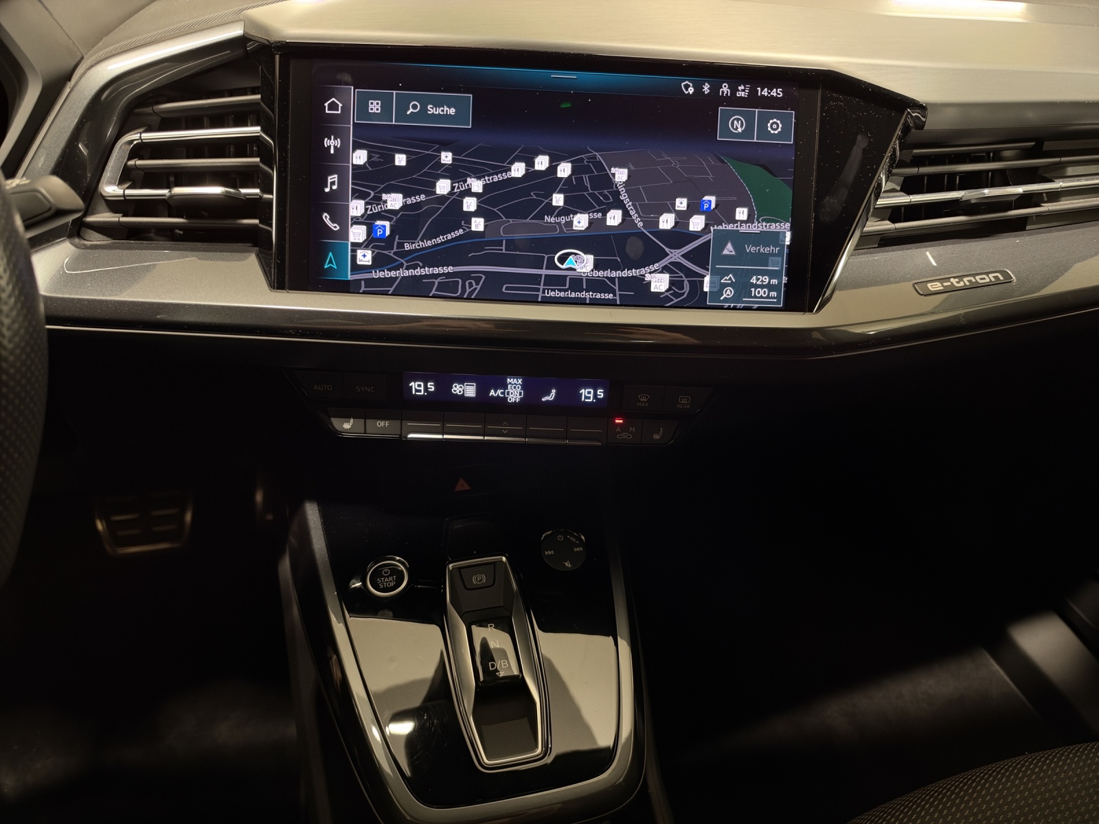 AUDI Q4 e-tron 50 quattro-image-11