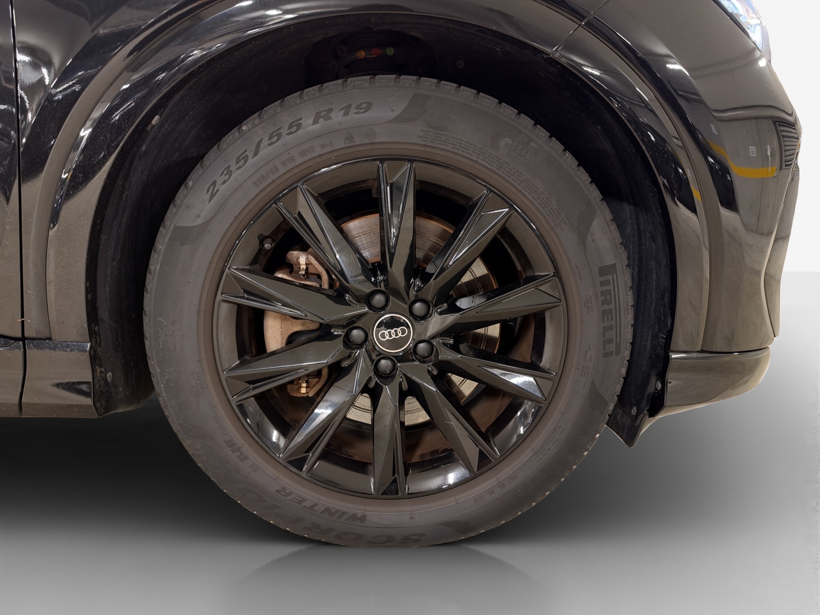 AUDI Q4 e-tron 50 quattro-image-14