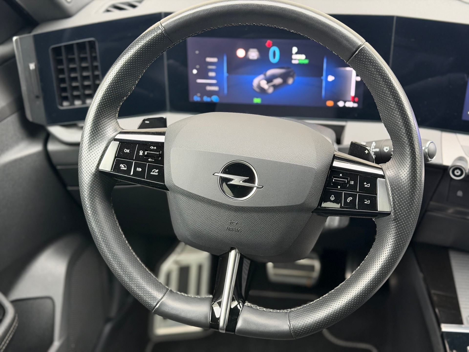 OPEL Astra Sports Tourer 1.6 PHEV Turbo GS A-image-13
