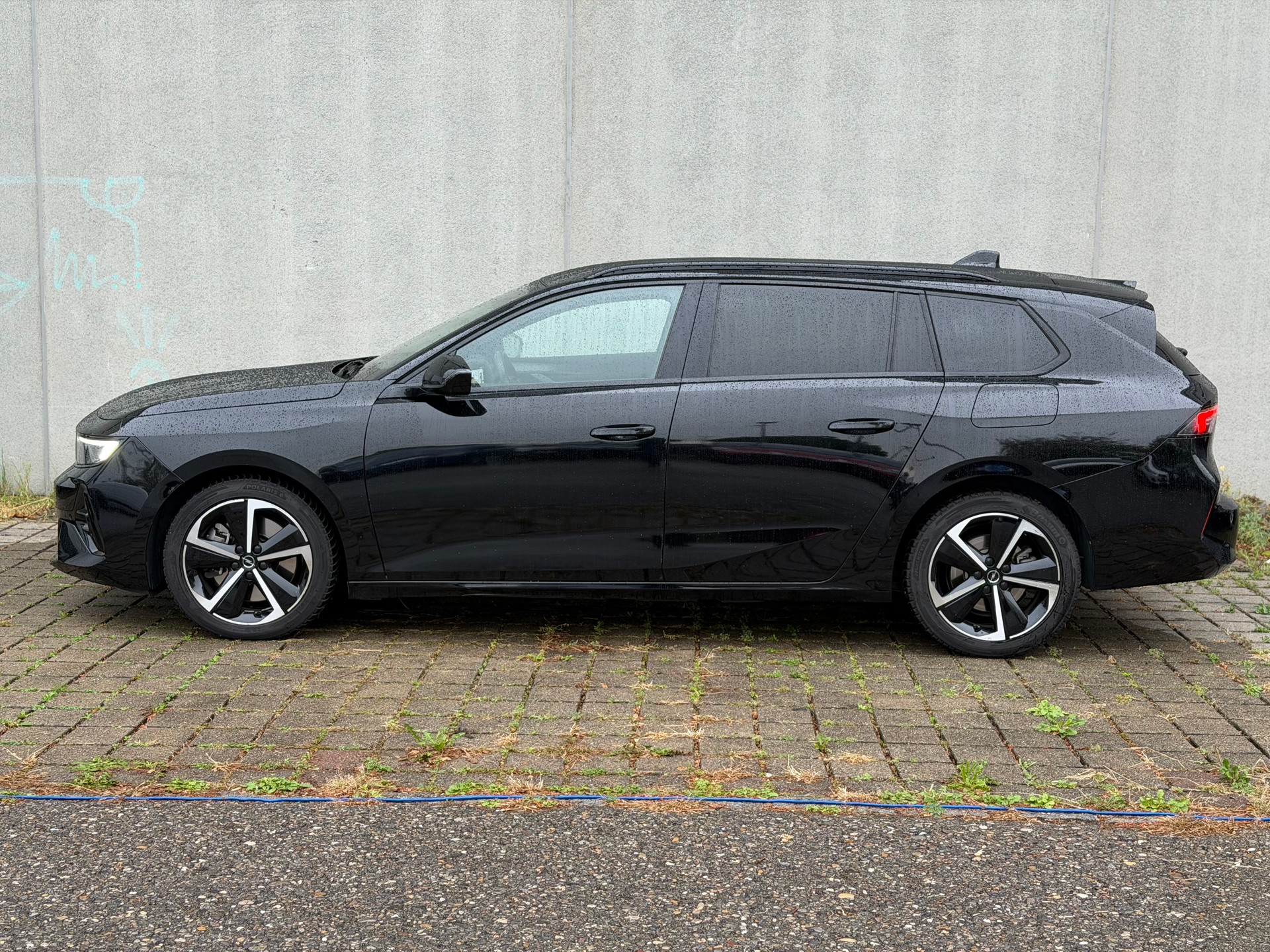 OPEL Astra Sports Tourer 1.6 PHEV Turbo GS A-image-3