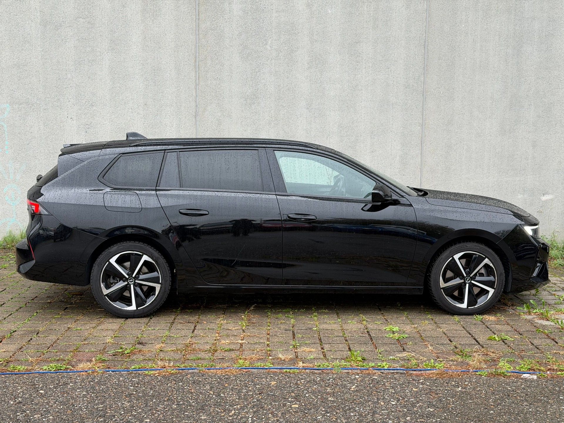 OPEL Astra Sports Tourer 1.6 PHEV Turbo GS A-image-4