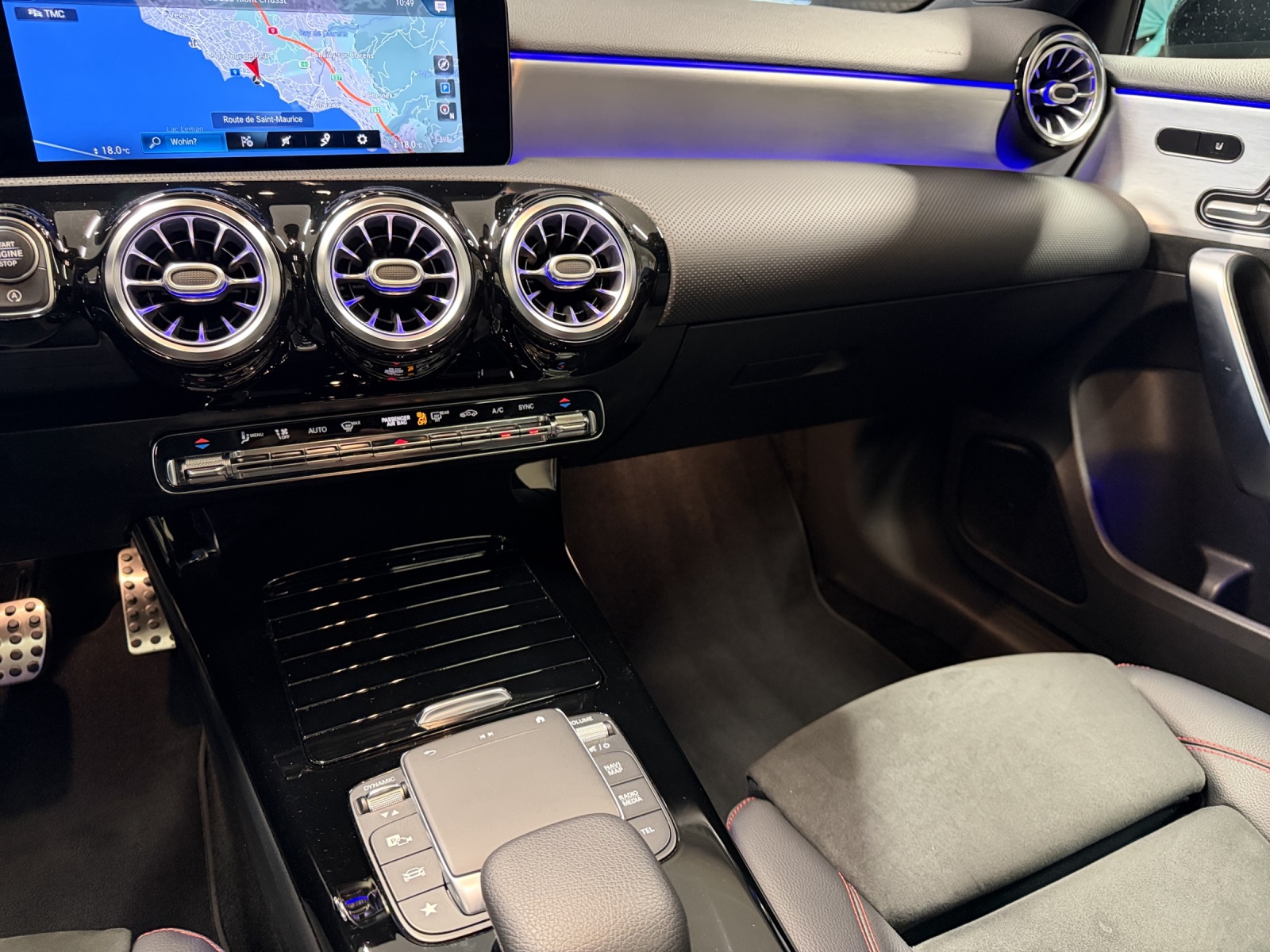 Image MERCEDES-BENZ A-200 A 200 AMG Line