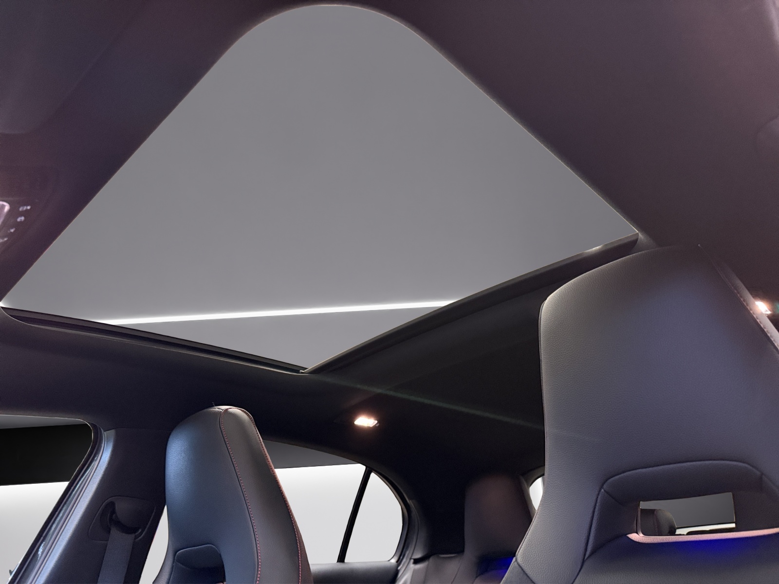 Image MERCEDES-BENZ A-200 A 200 AMG Line