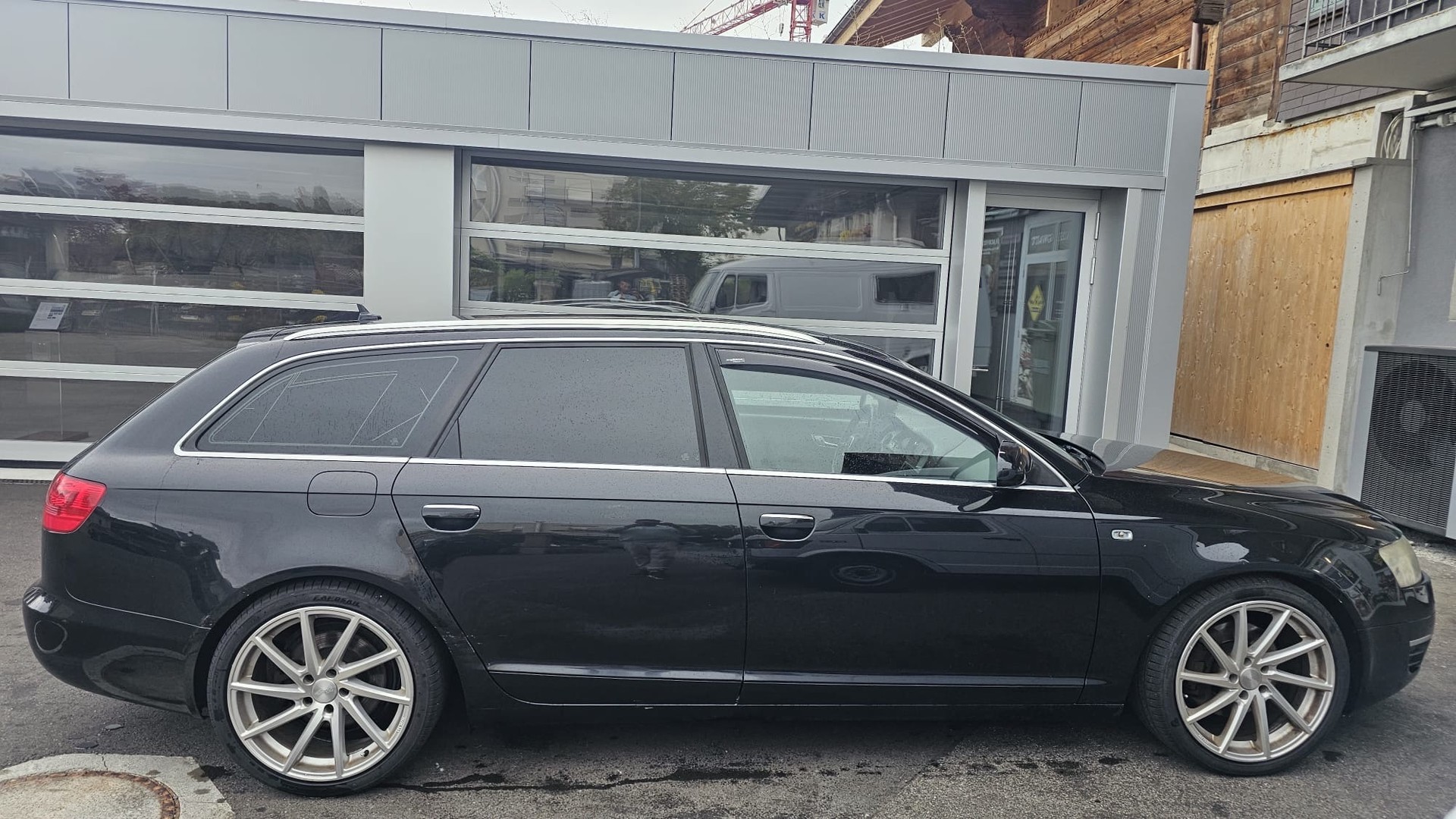 AUDI A6 Avant 3.0 V6 TDI quattro-image-4