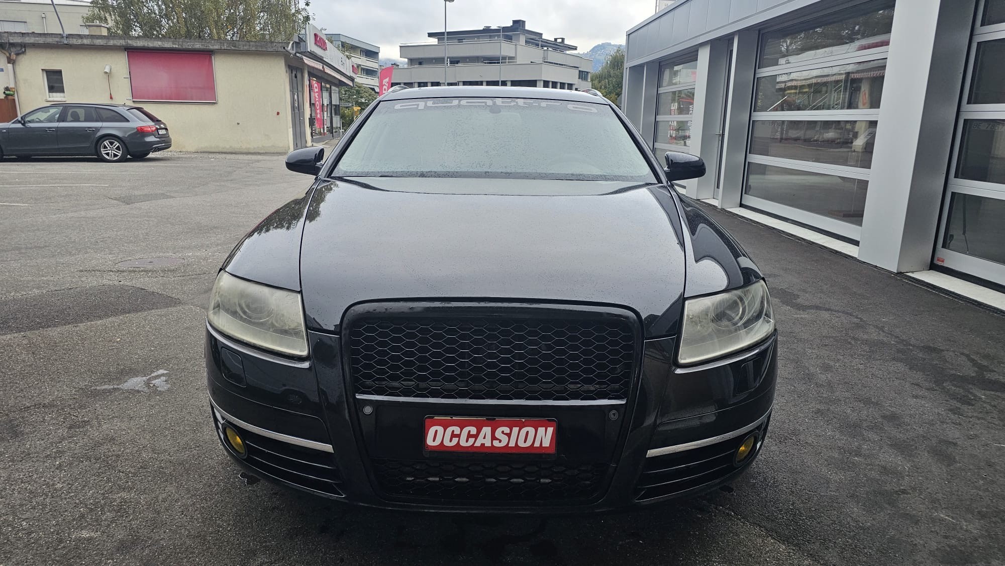 Car photo