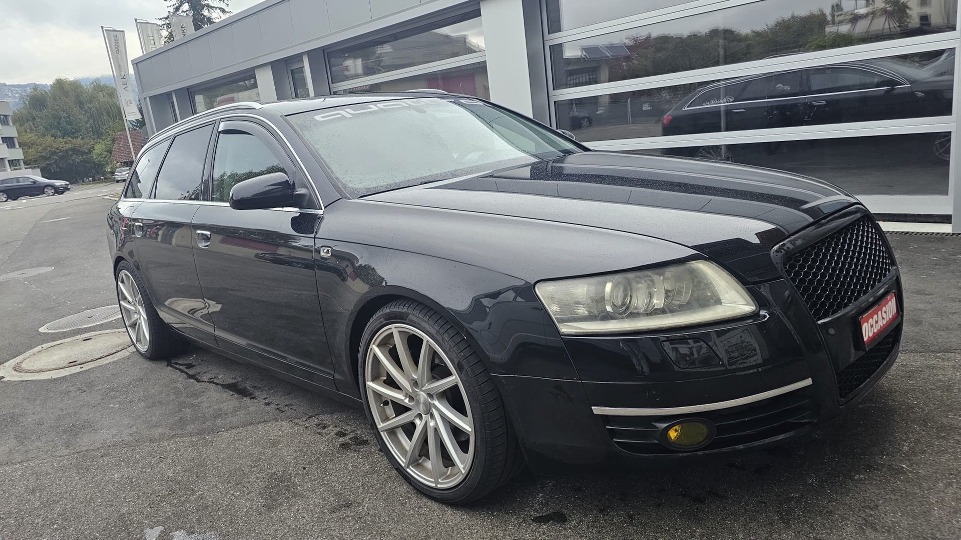 AUDI A6 Avant 3.0 V6 TDI quattro-image-2