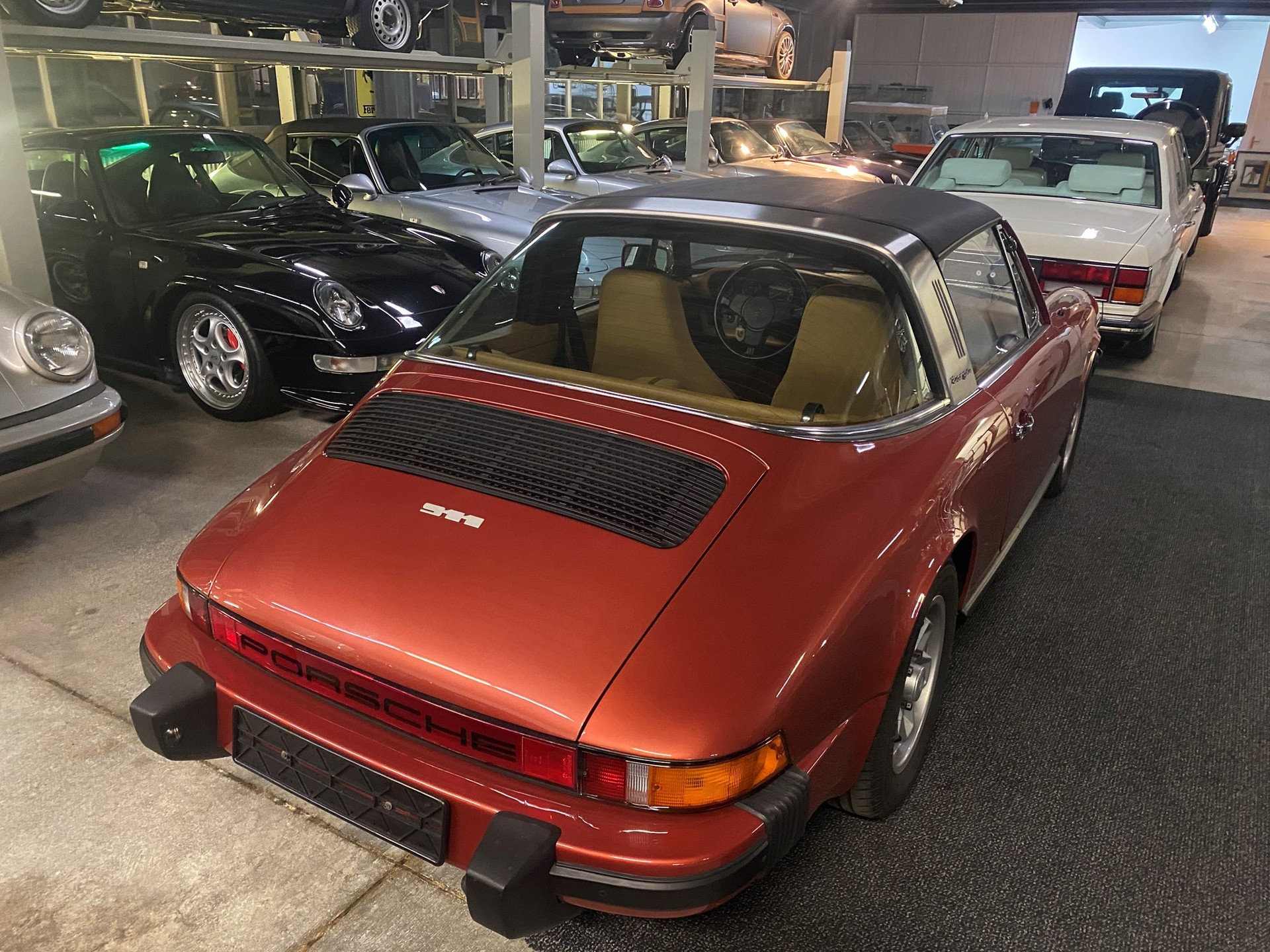 PORSCHE 911 Targa 2.7 Sportomatic-image-10