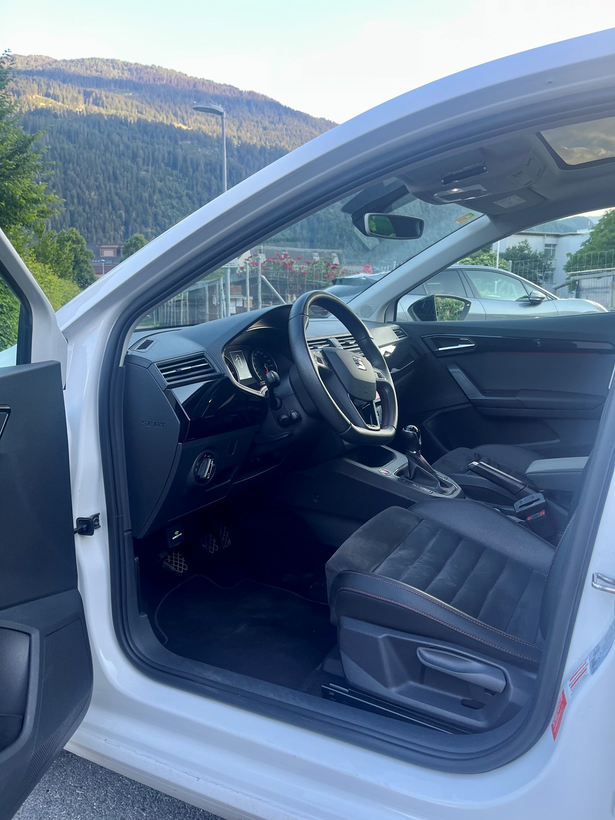 SEAT Ibiza 1.0 EcoTSI FR-image-10
