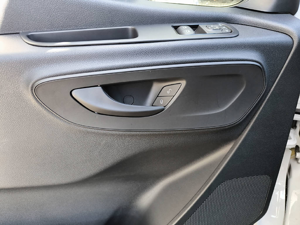MERCEDES-BENZ Sprinter 317 CDI KA Pro L-image-6