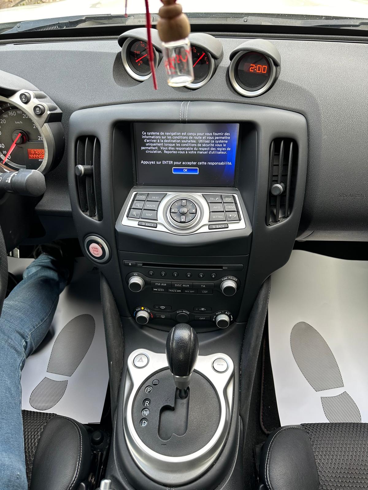 NISSAN 370 Z Roadster Pack Automatic-image-6
