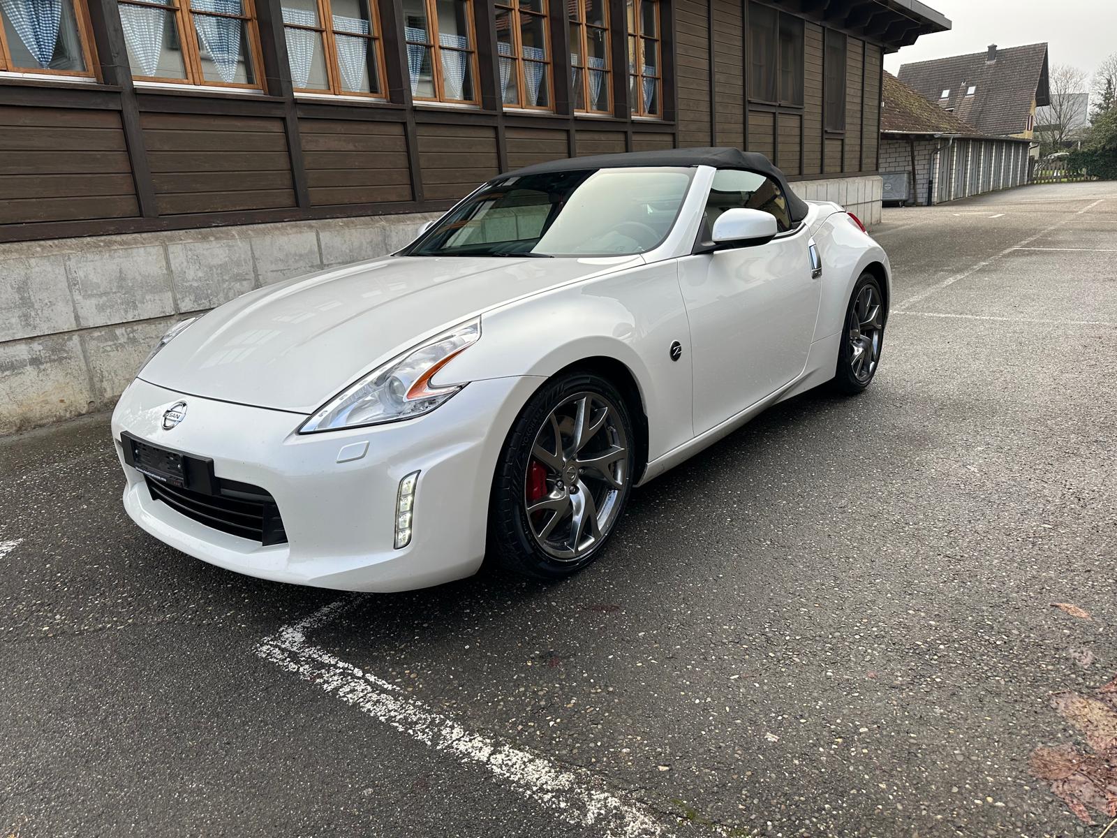 NISSAN 370 Z Roadster Pack Automatic-image-1