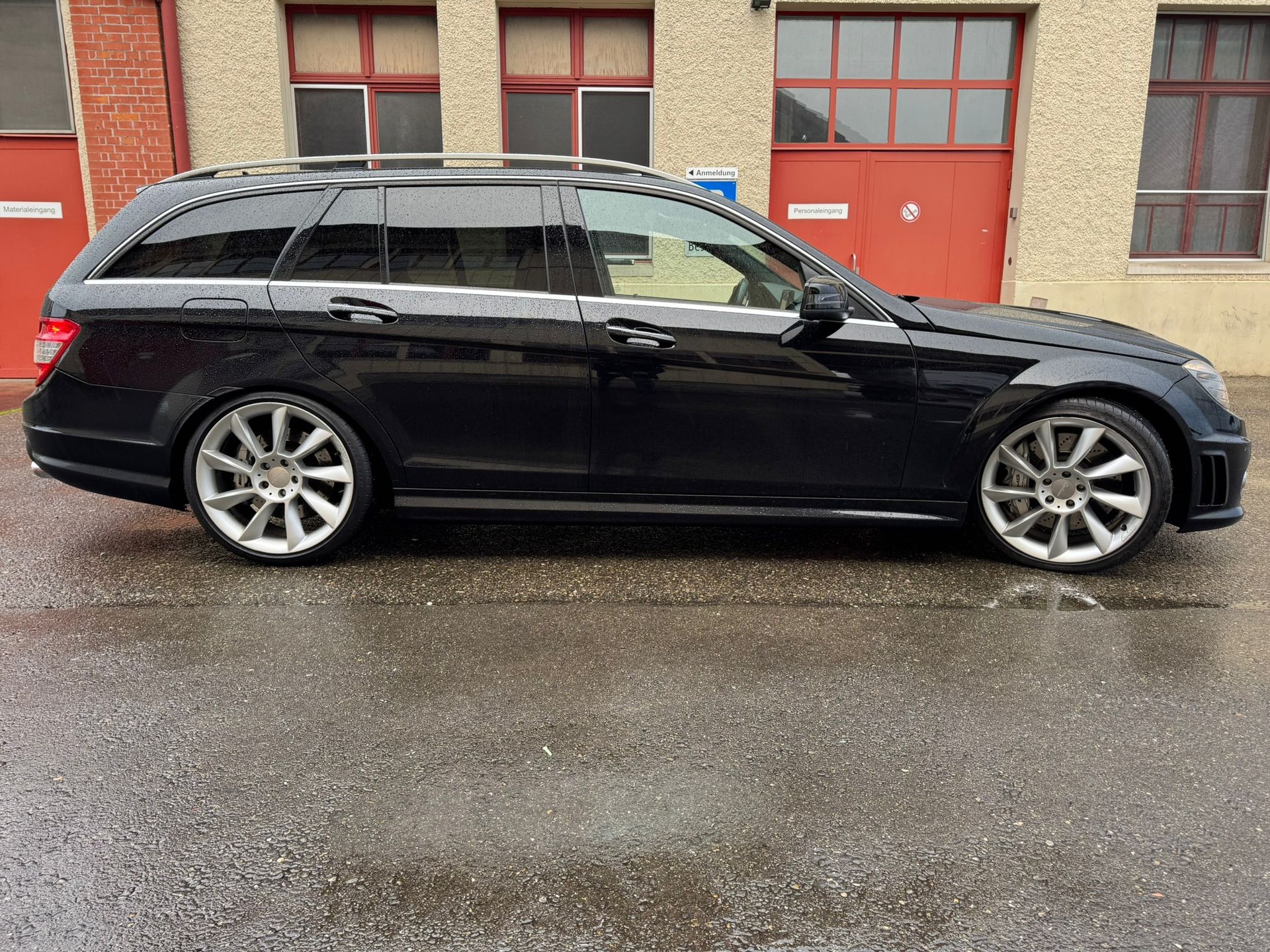 MERCEDES-BENZ C 63 AMG Avantgarde 7G-Tronic-image-3
