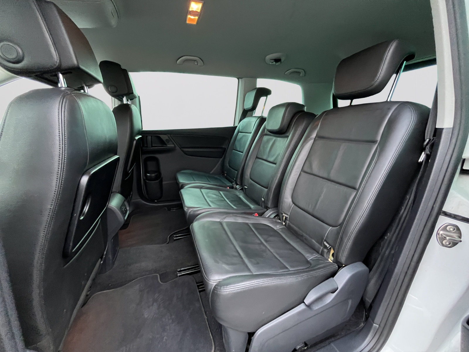 VW Sharan 1.4 TSI BlueMotion Technology Trendline-image-12