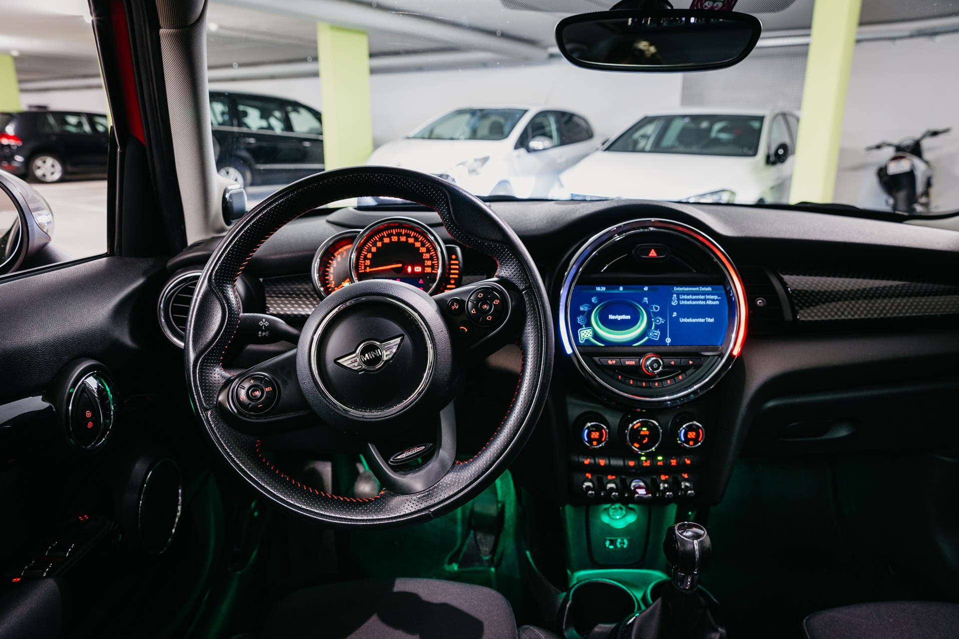 MINI Mini Cooper S-image-3