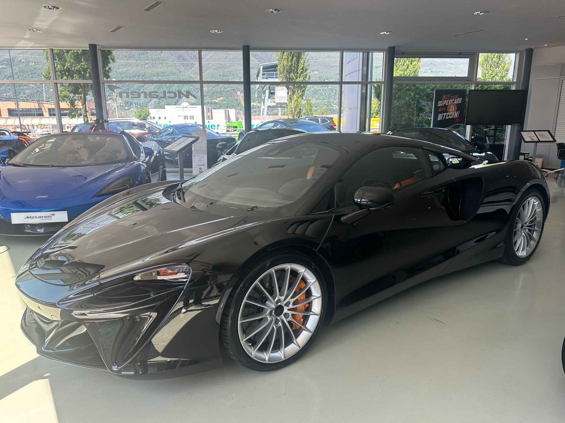 McLAREN ARTURA 3.0 V6 700cv-image-0