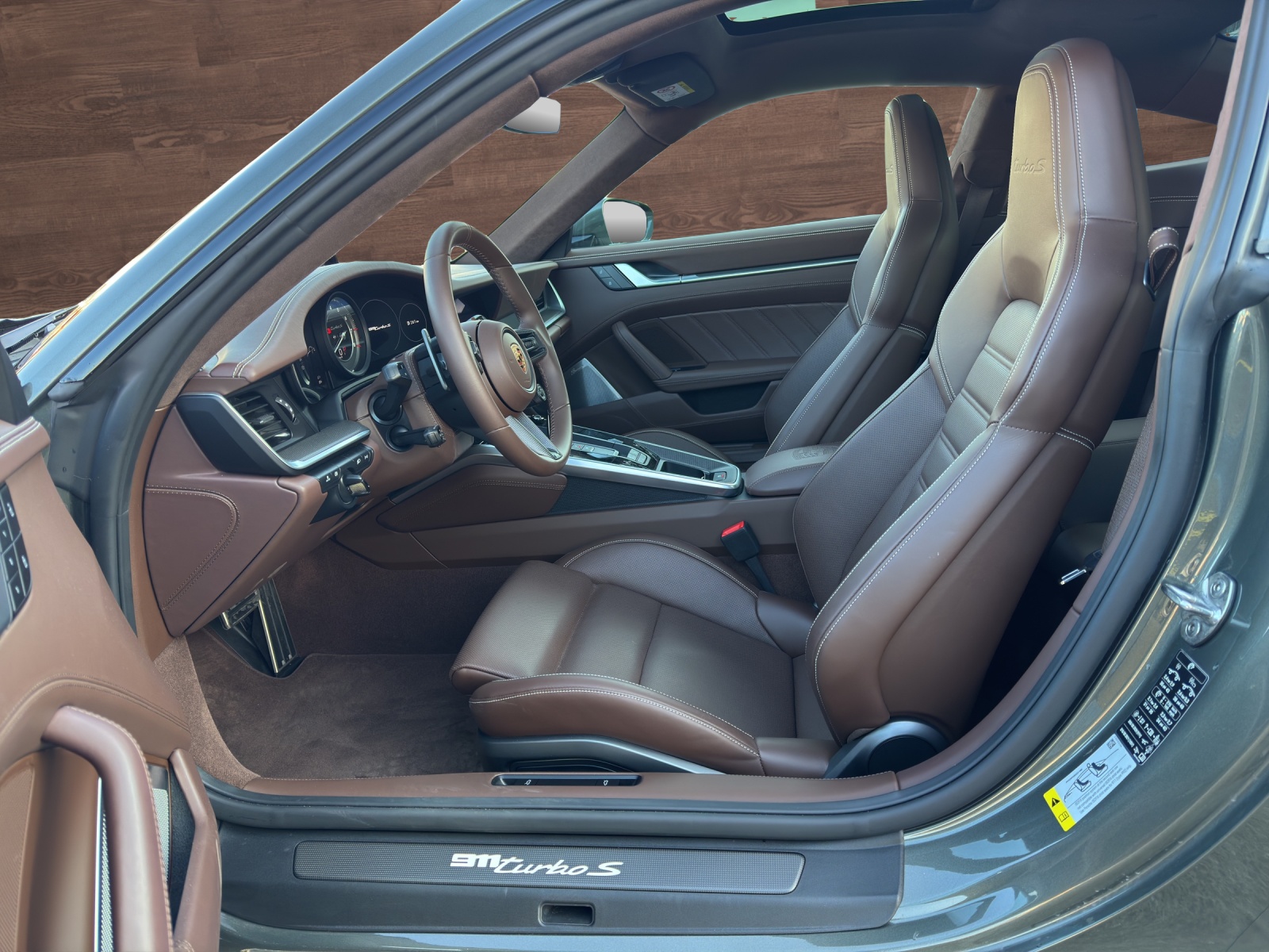 PORSCHE 911 Turbo S PDK-image-8