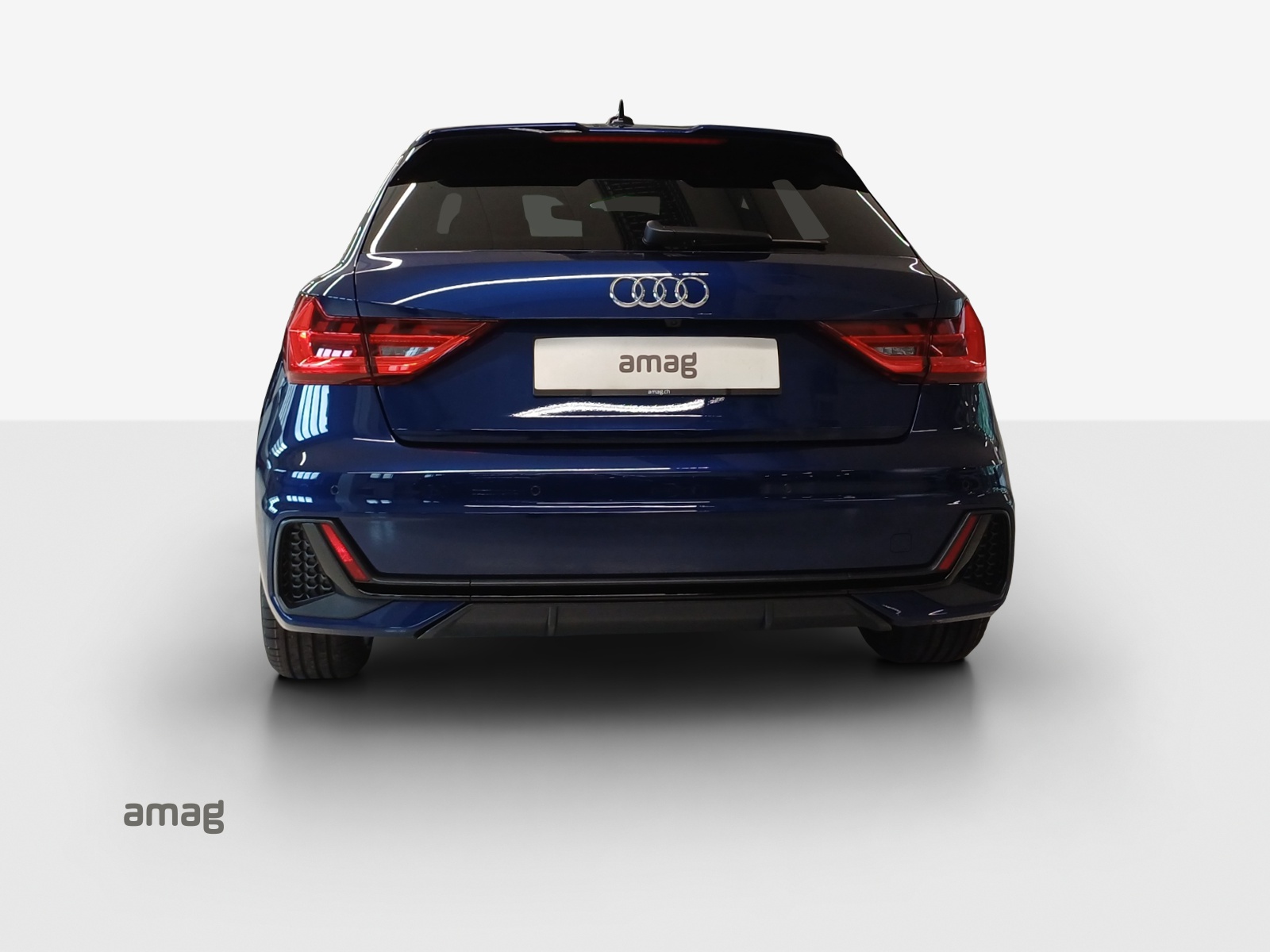 AUDI A1 Sportback 30 TFSI S Line Attraction S-tronic-image-3