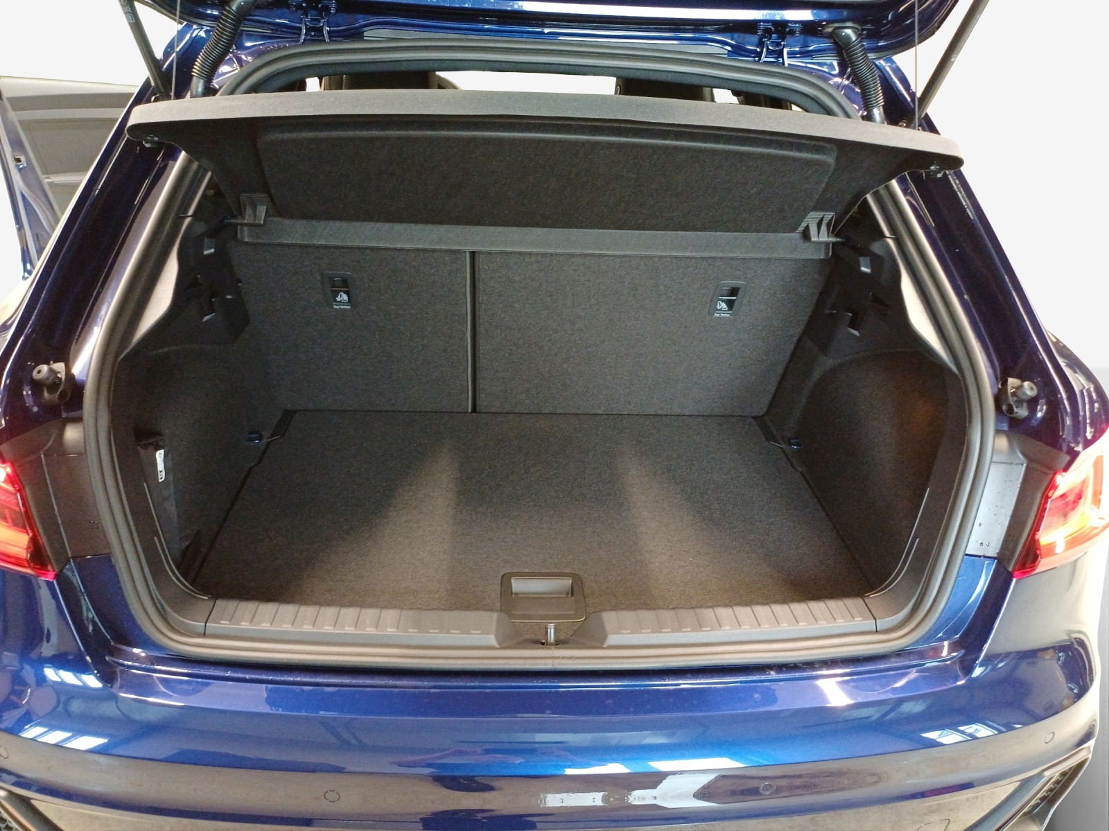 AUDI A1 Sportback 30 TFSI S Line Attraction S-tronic-image-12