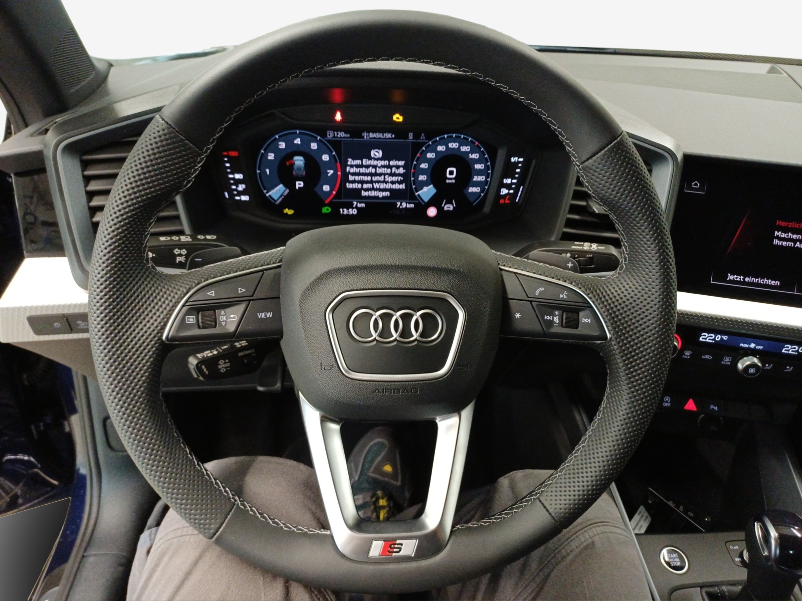 AUDI A1 Sportback 30 TFSI S Line Attraction S-tronic-image-9