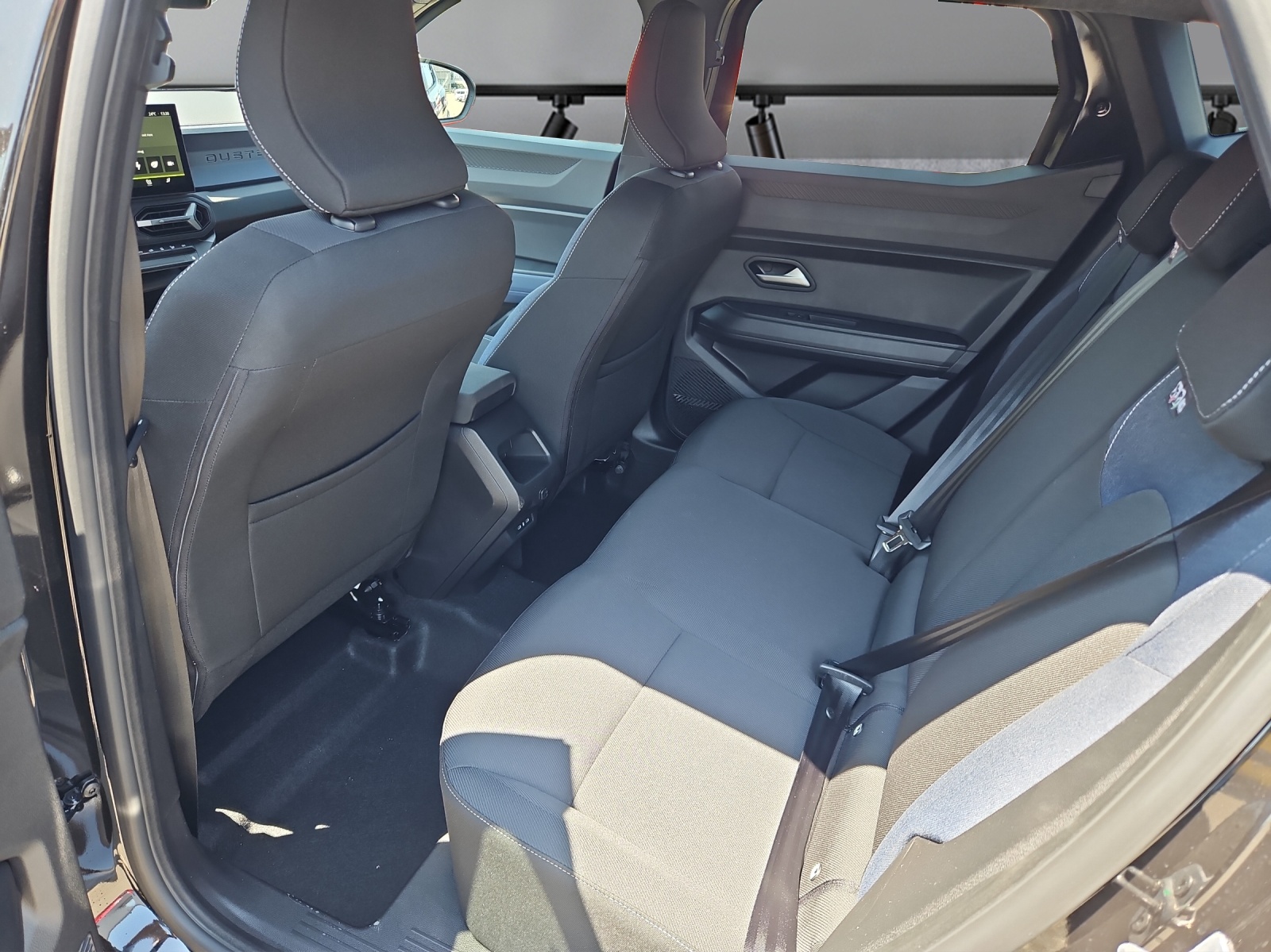 DACIA Duster HEV 140 Journey-image-10