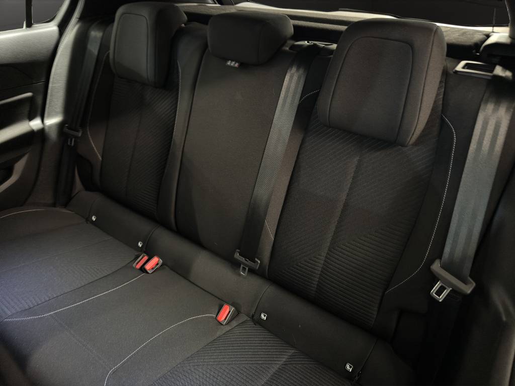 PEUGEOT 308 1.6 PHEV 180 Active-image-8