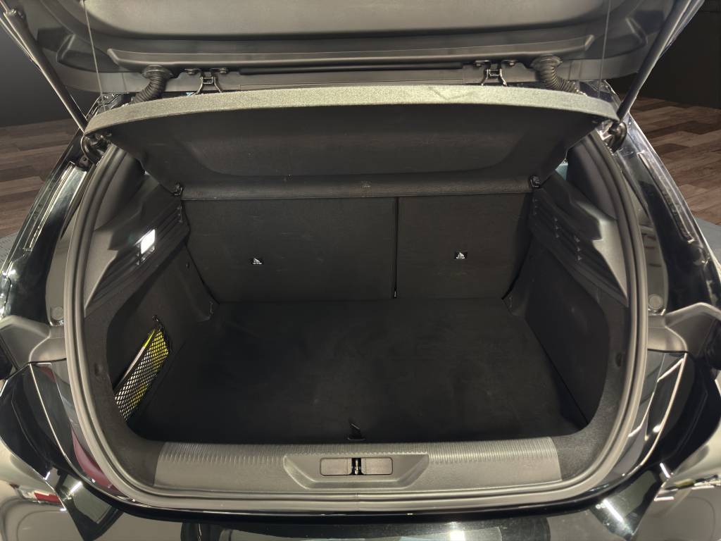 PEUGEOT 308 1.6 PHEV 180 Active-image-11