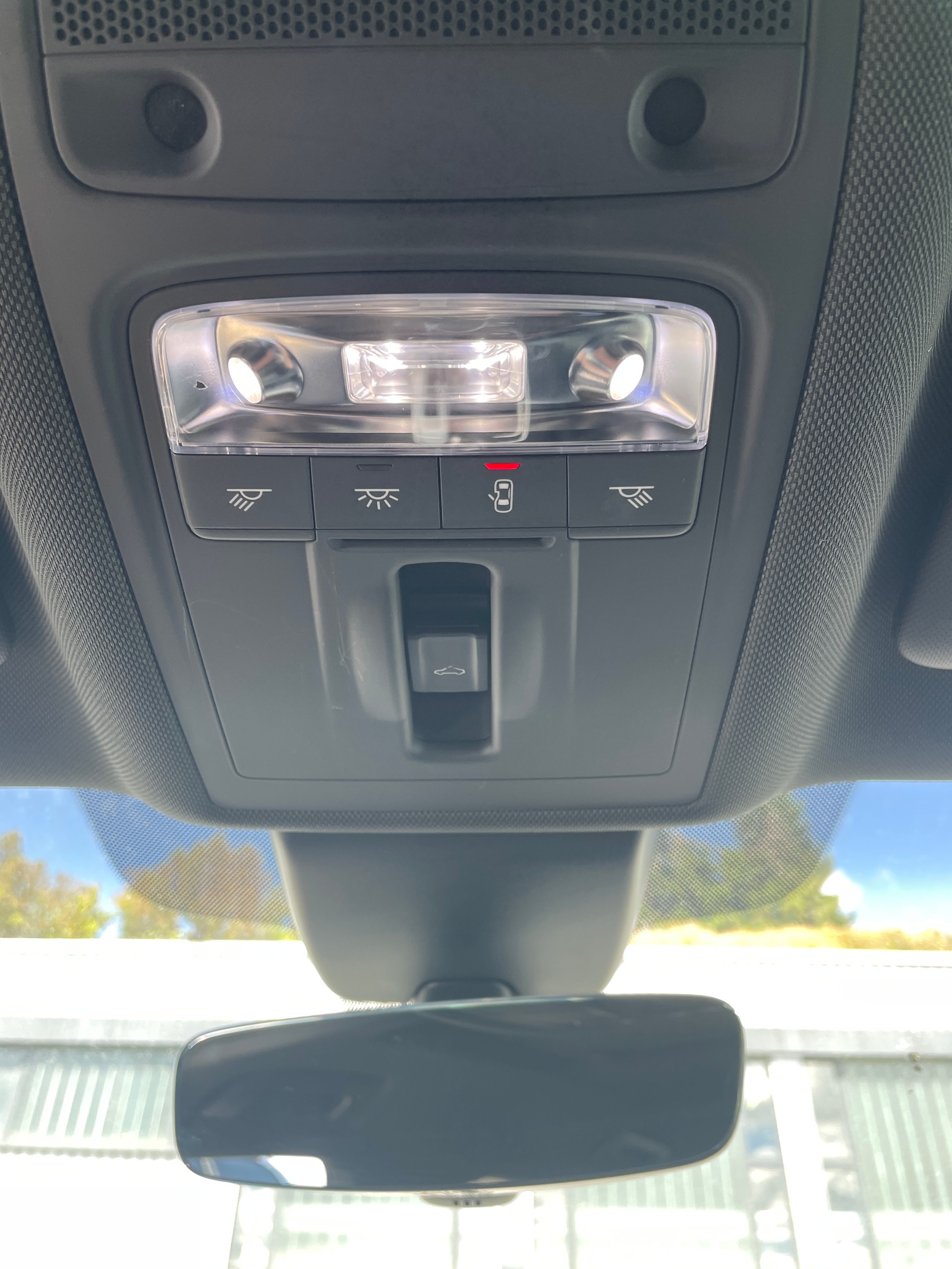 AUDI RS3 SB 2.5 TSI quattro-image-21