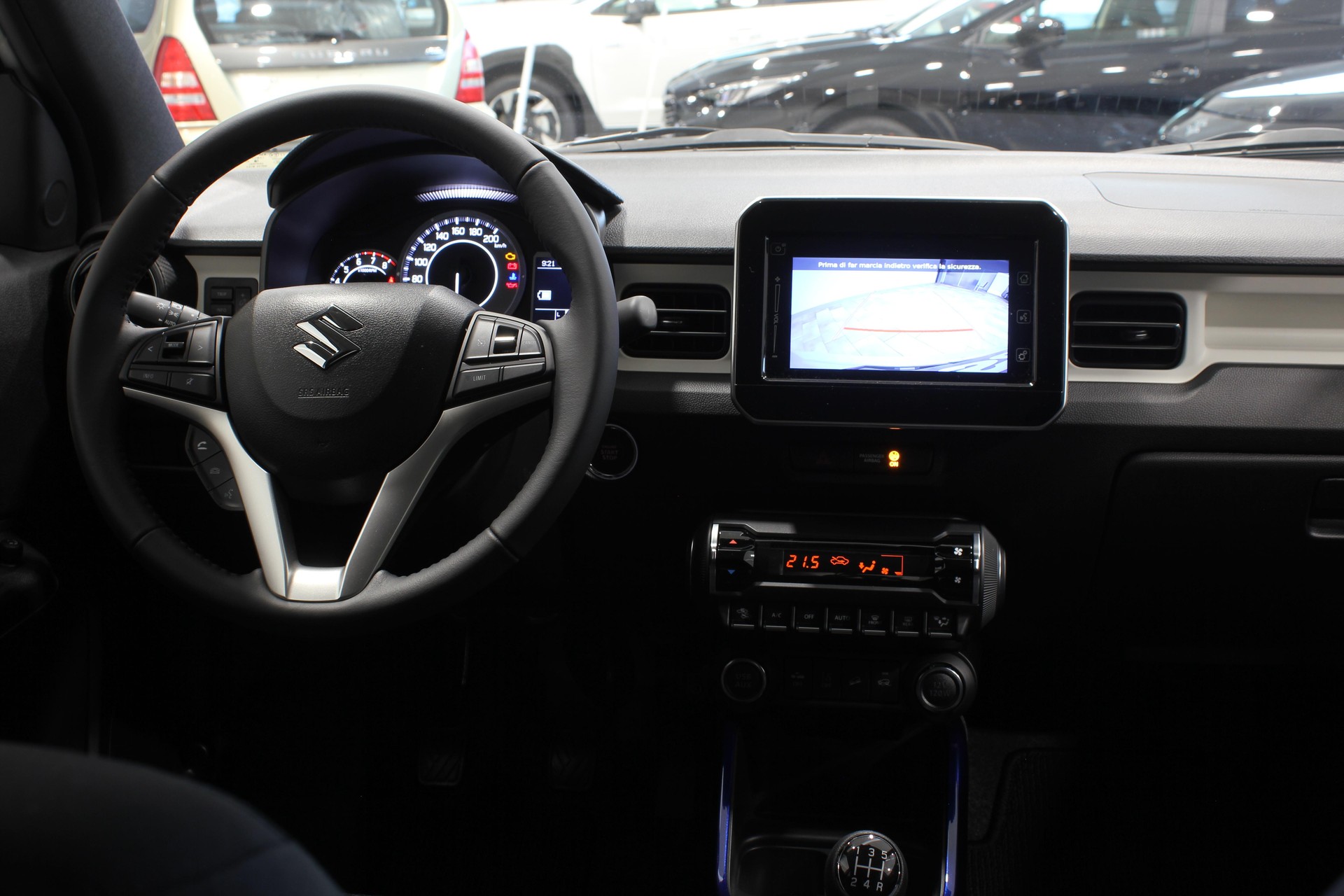 SUZUKI Ignis 1.2 Compact Top Hybrid 4x4-image-11