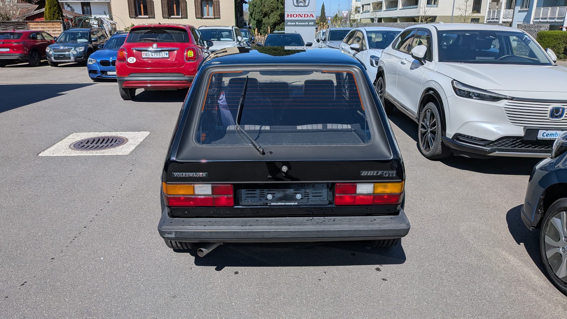 VW Golf 1800 GTI-image-4